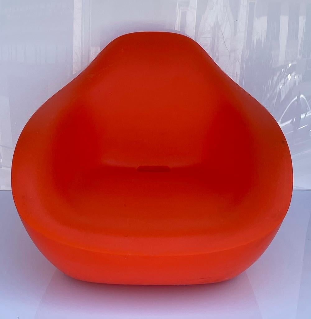 Low Rider Lounge Chair by Scott Klinker for Offi In Good Condition For Sale In Los Angeles, CA
