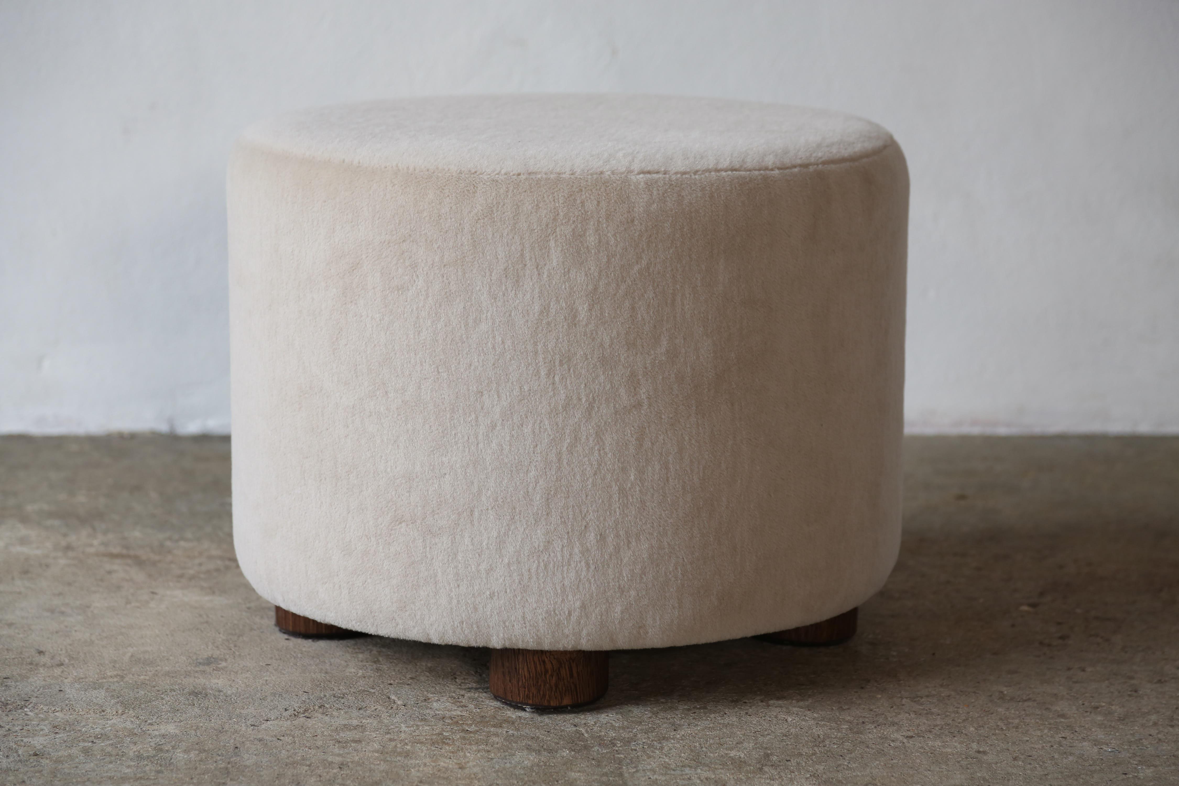 British Low Round Ottoman / Footstool in Pure Alpaca For Sale