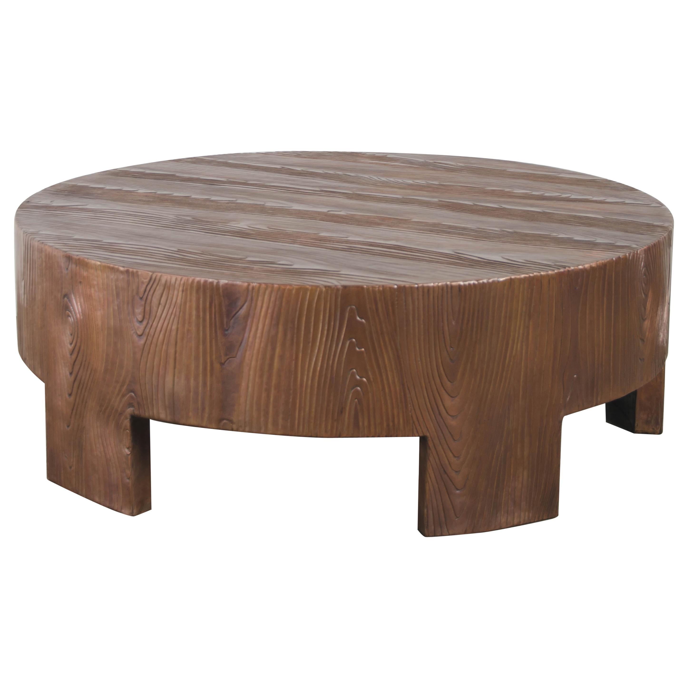 Table basse ronde basse ancienne, design fil du bois, cuivre, repoussée à la main, de Robert Kuo