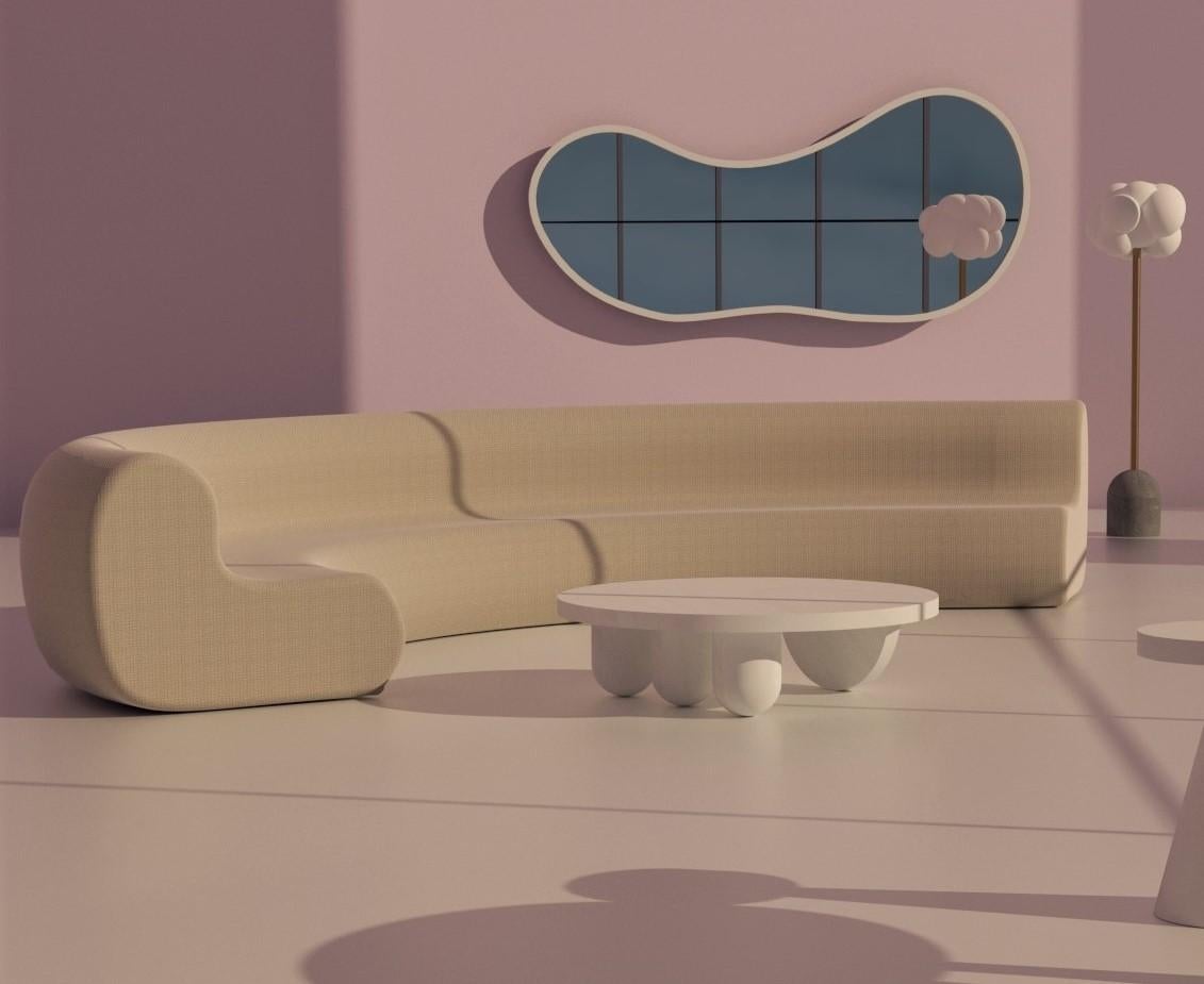 Runder Tricolumn-Couchtisch von MSJ Furniture Studio (Gebleicht) im Angebot