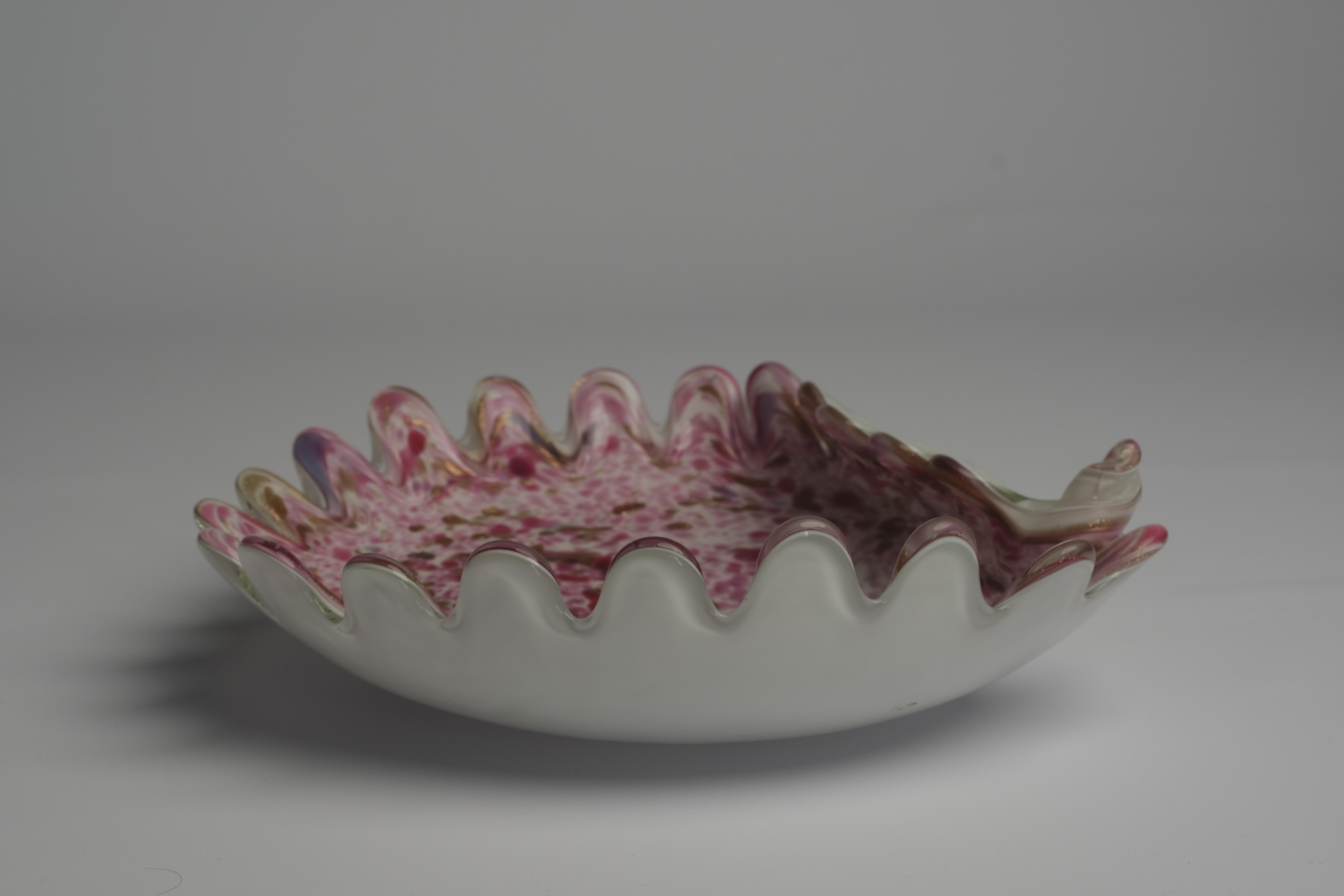 Low Serving Bowl Italian Murano Glass, 1960s In Good Condition For Sale In Barcelona, ES