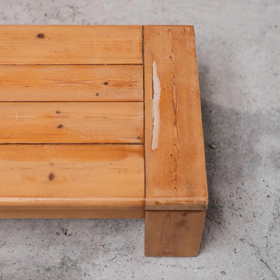 Low side table, France, Les Arcs, 1980s, Simple and sturdy construction For Sale 1