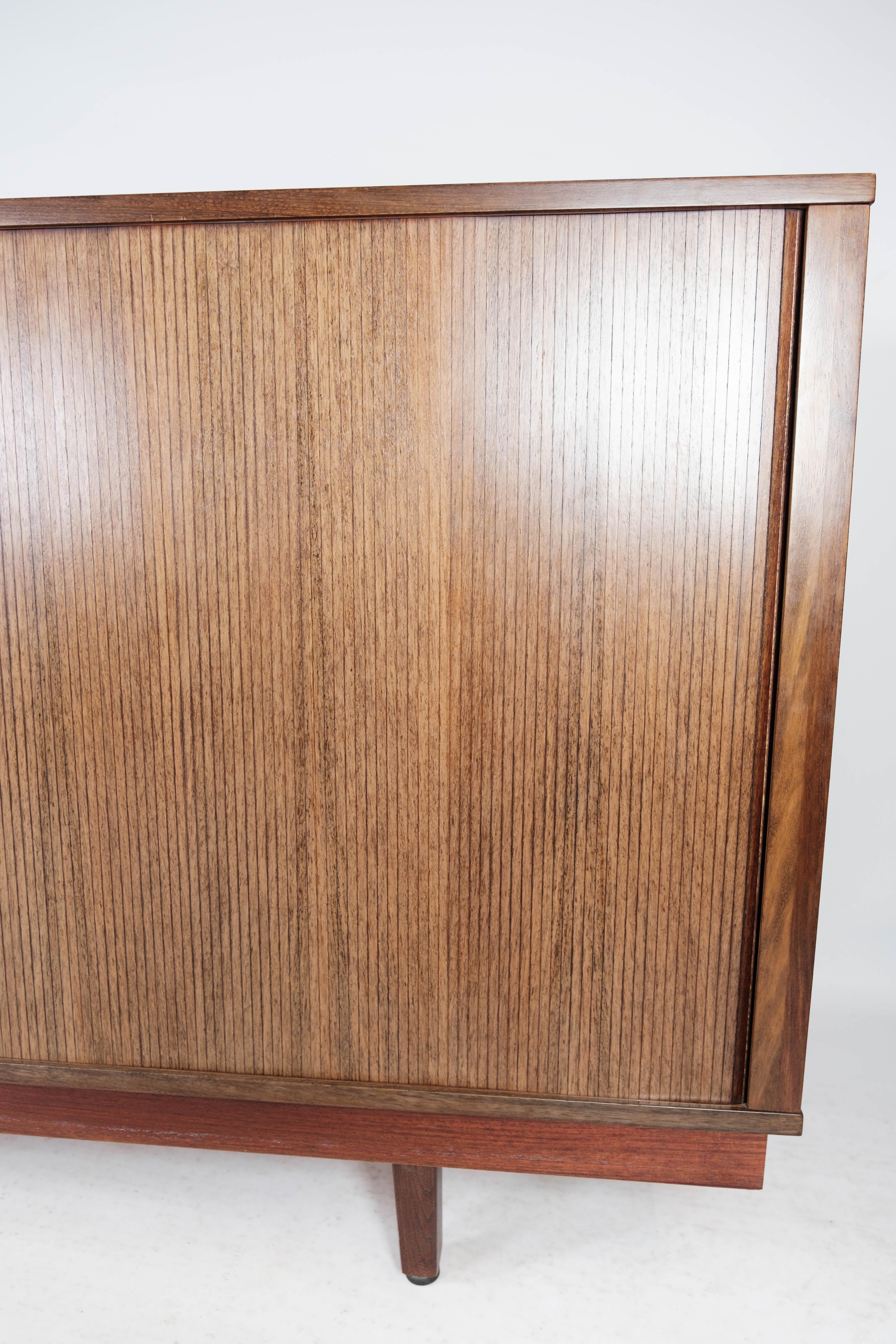 Low Sideboard with Sliding Doors in Rosewood of Danish Design from the 1960s 6