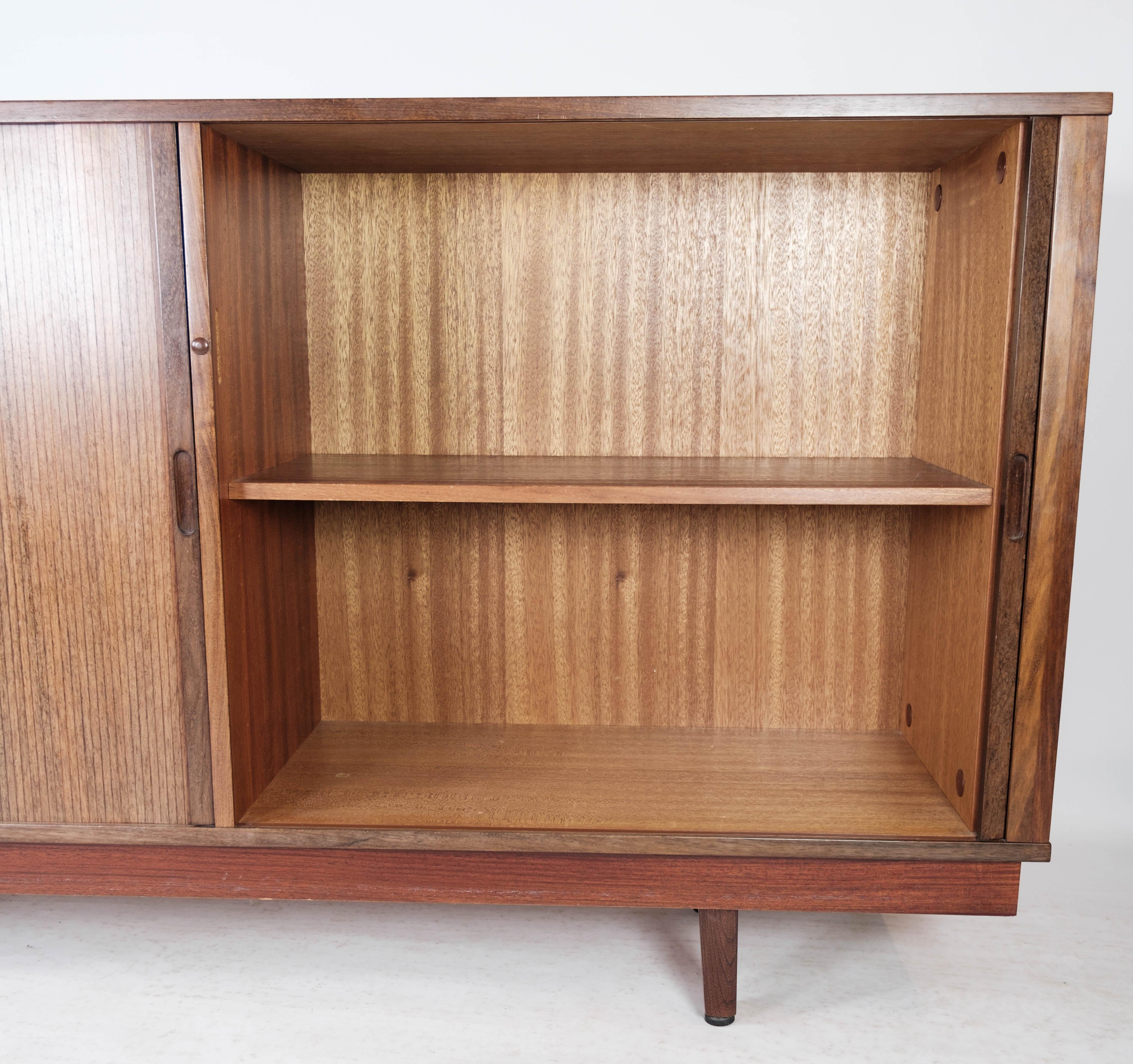 Low Sideboard with Sliding Doors in Rosewood of Danish Design from the 1960s 10
