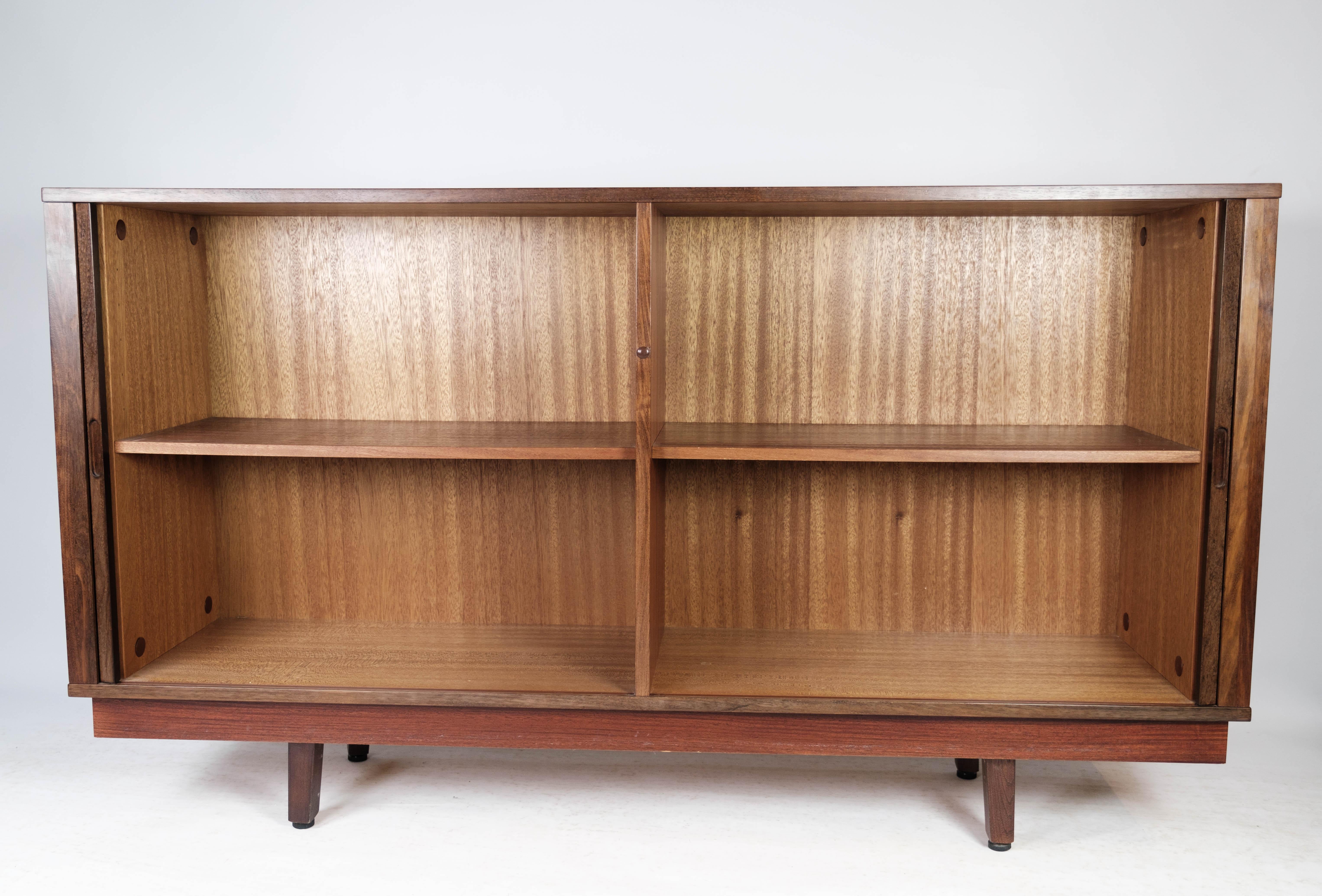 Low Sideboard with Sliding Doors in Rosewood of Danish Design from the 1960s In Good Condition In Lejre, DK