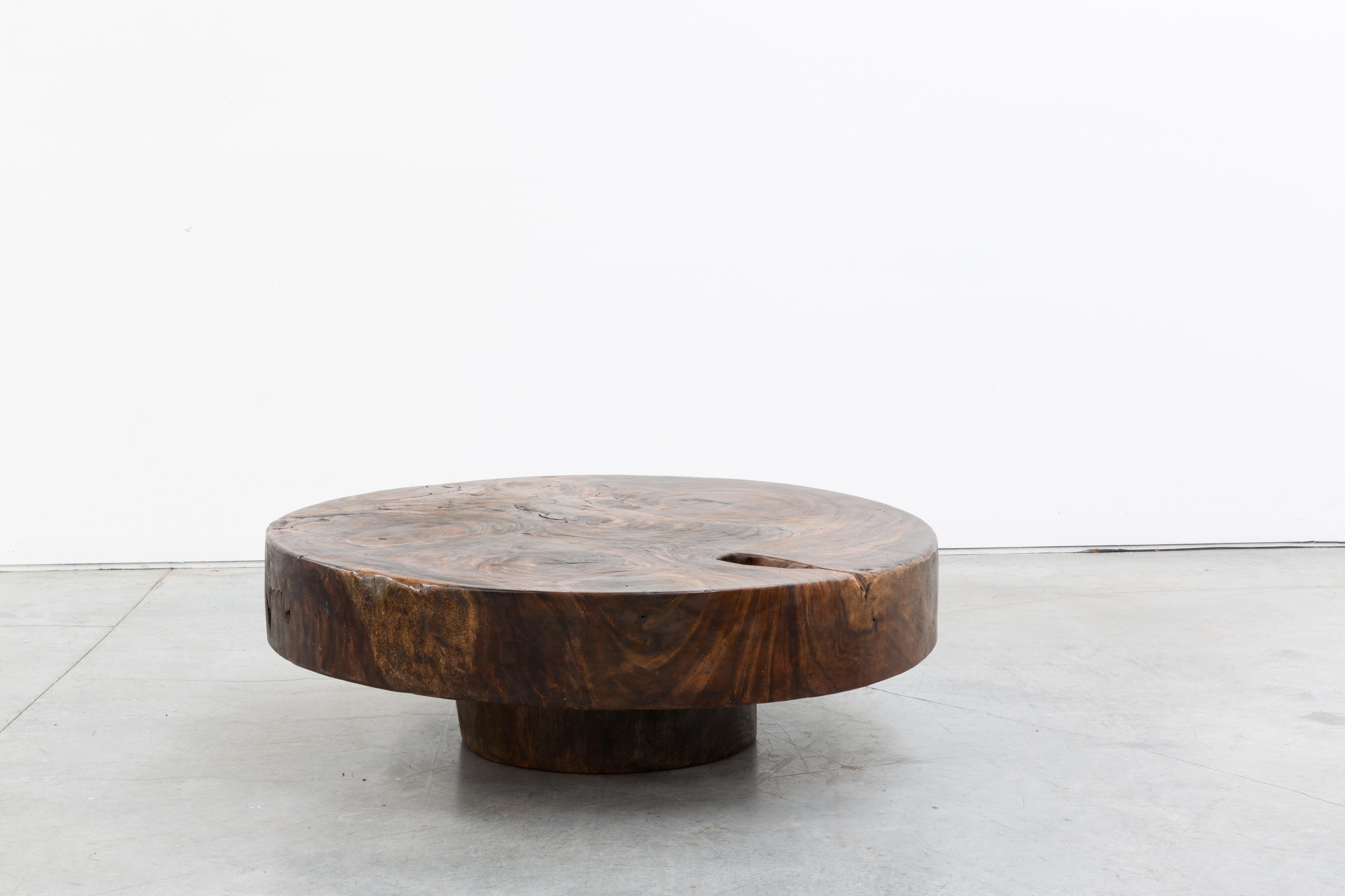 Low Slab Wood Coffee Table by CEU Studio, Represented by Tuleste Factory In New Condition For Sale In New York, NY