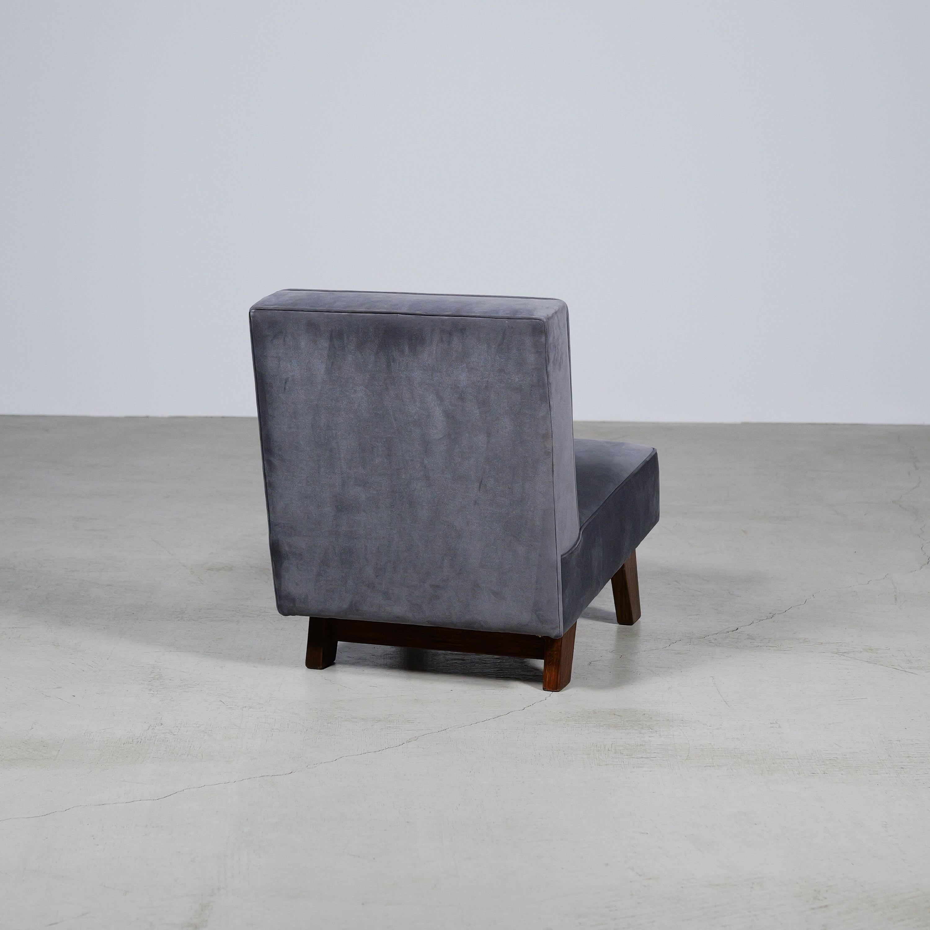 Indian Low Sofa Cushion by Le Corbusier, Pierre Jeanneret for Chandigarh, Circa 1955 For Sale