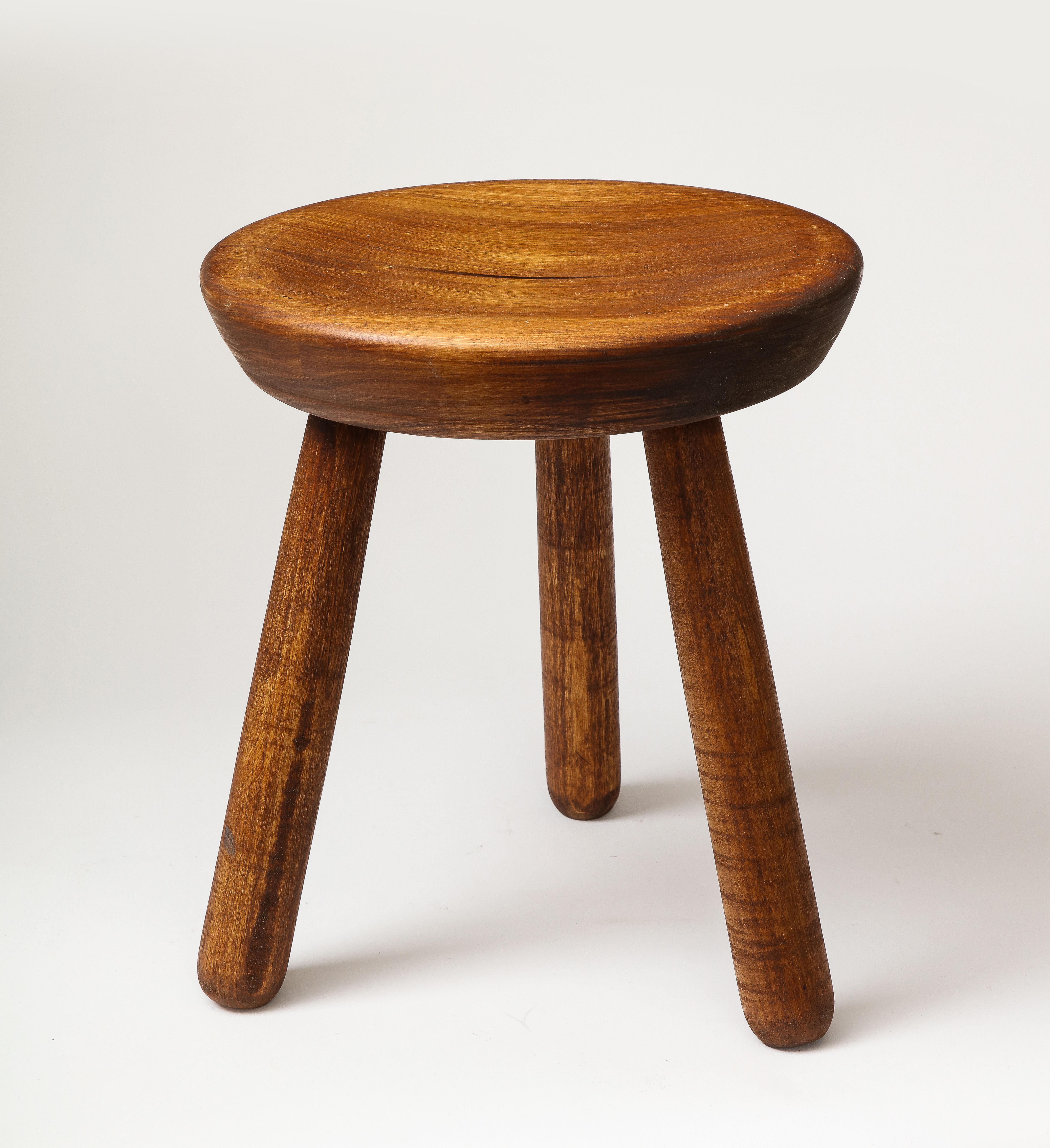 Low Stained Pine Milking Stool, 21st C.   For Sale 2