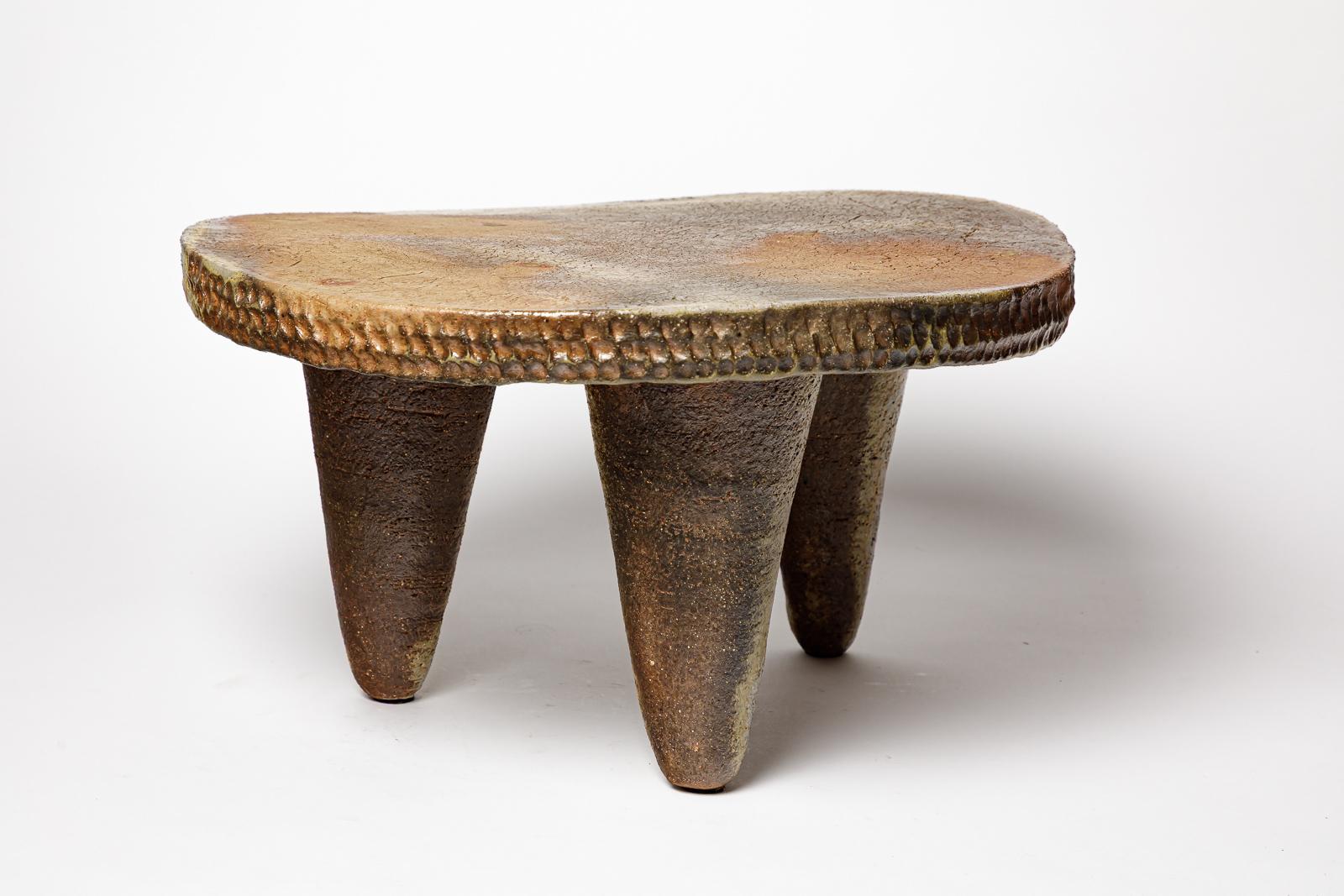 Table basse en céramique cuite au bois en grès par Brigitte Chassang en vente 5