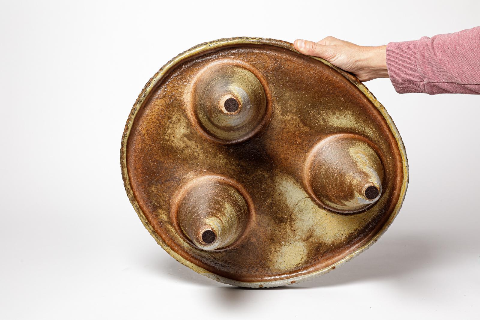 Table basse en céramique cuite au bois en grès par Brigitte Chassang en vente 1