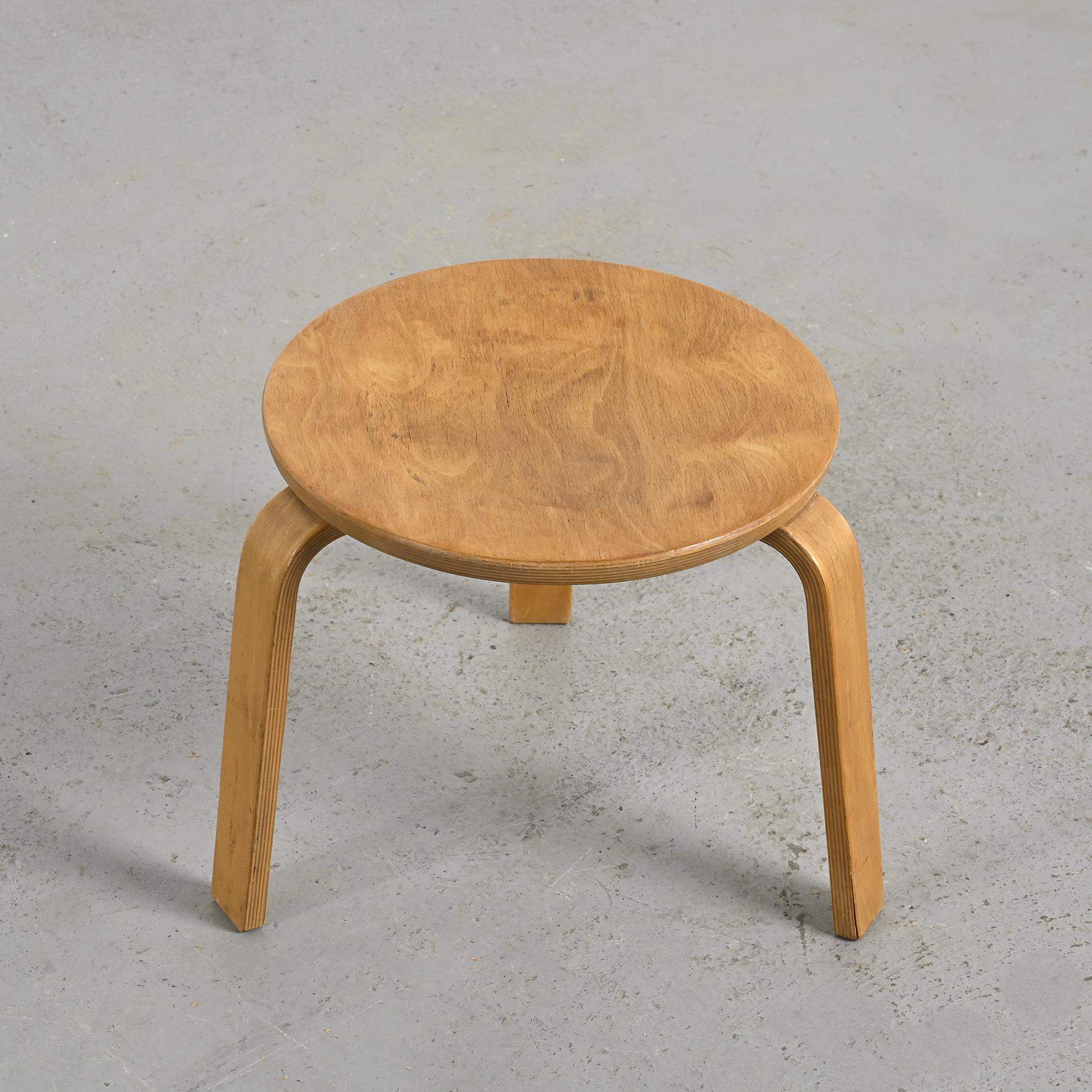 Low Stool by Hans Bellmann, ed. Horgen Glarus, Switzerland, circa 1950 For Sale 4