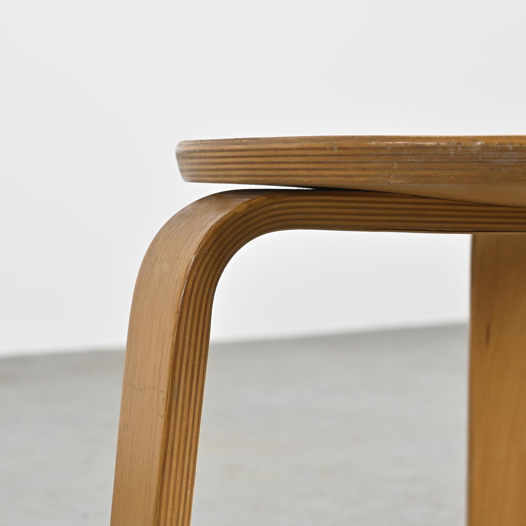 Low Stool by Hans Bellmann, ed. Horgen Glarus, Switzerland, circa 1950 For Sale 2