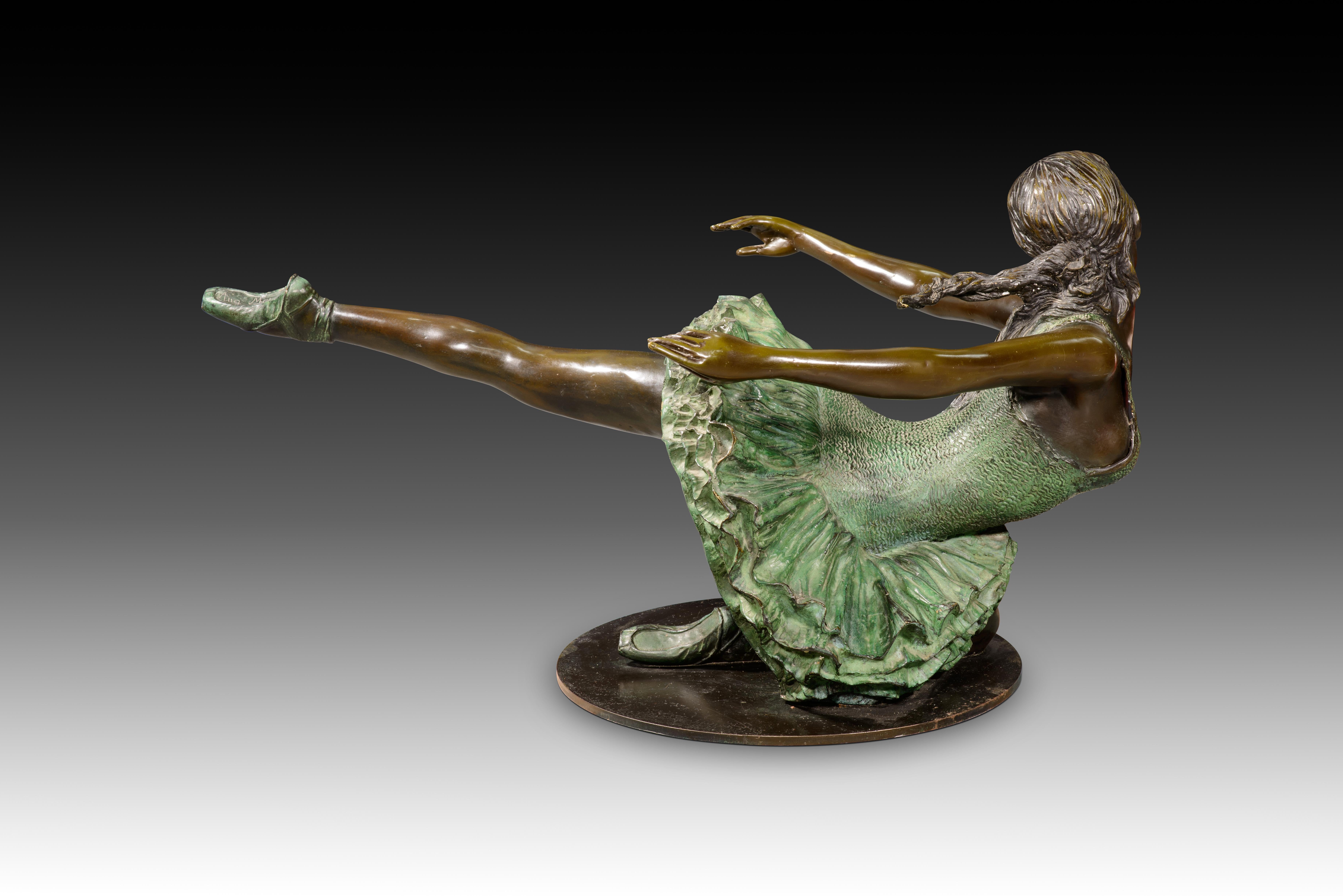 Niedriger Tisch, Tänzer. Bronze, Glas. 20. Jahrhundert. im Angebot 2