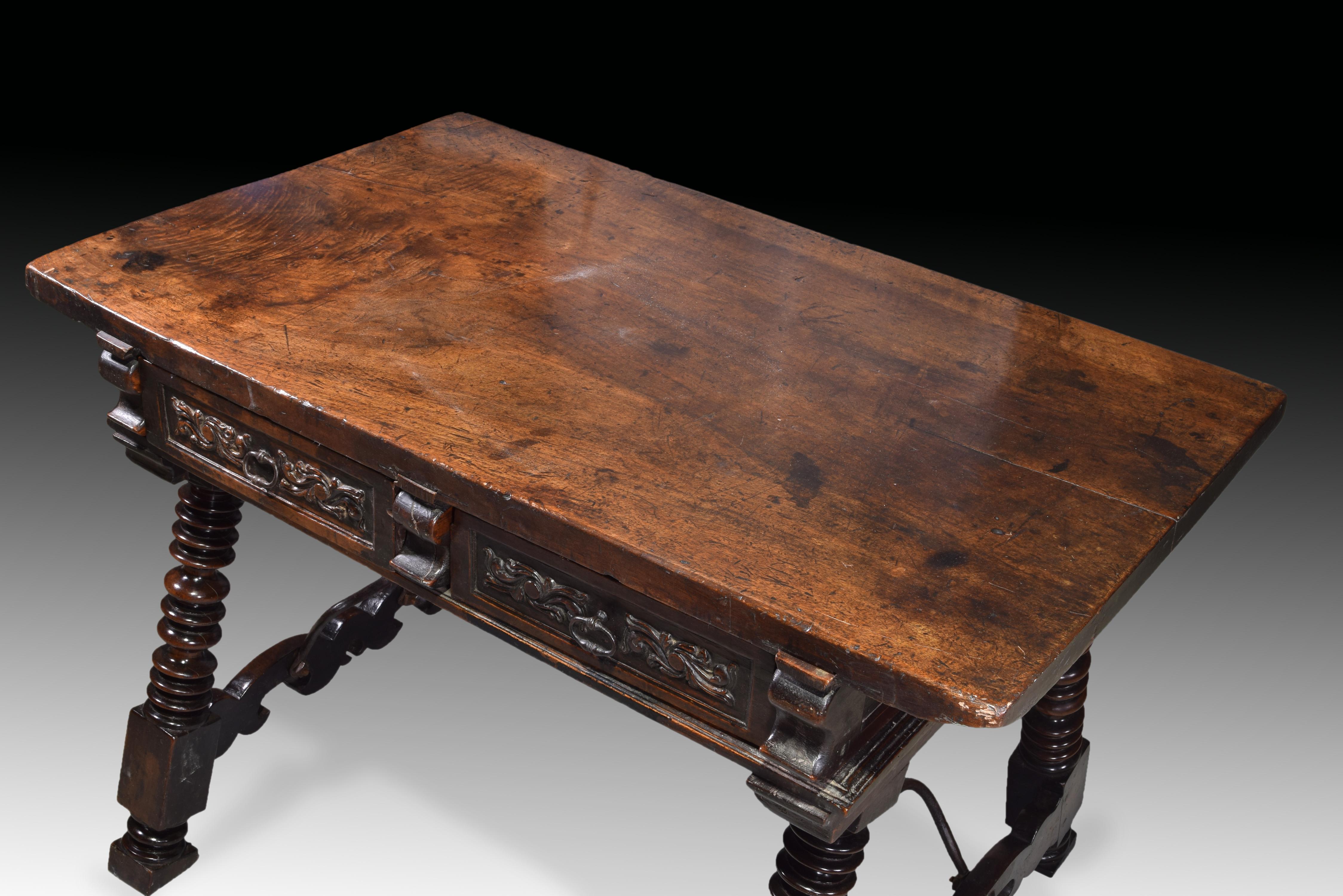 Tisch, Nussbaum, Schmiedeeisen, Spanien, 17. Jahrhundert im Angebot 8