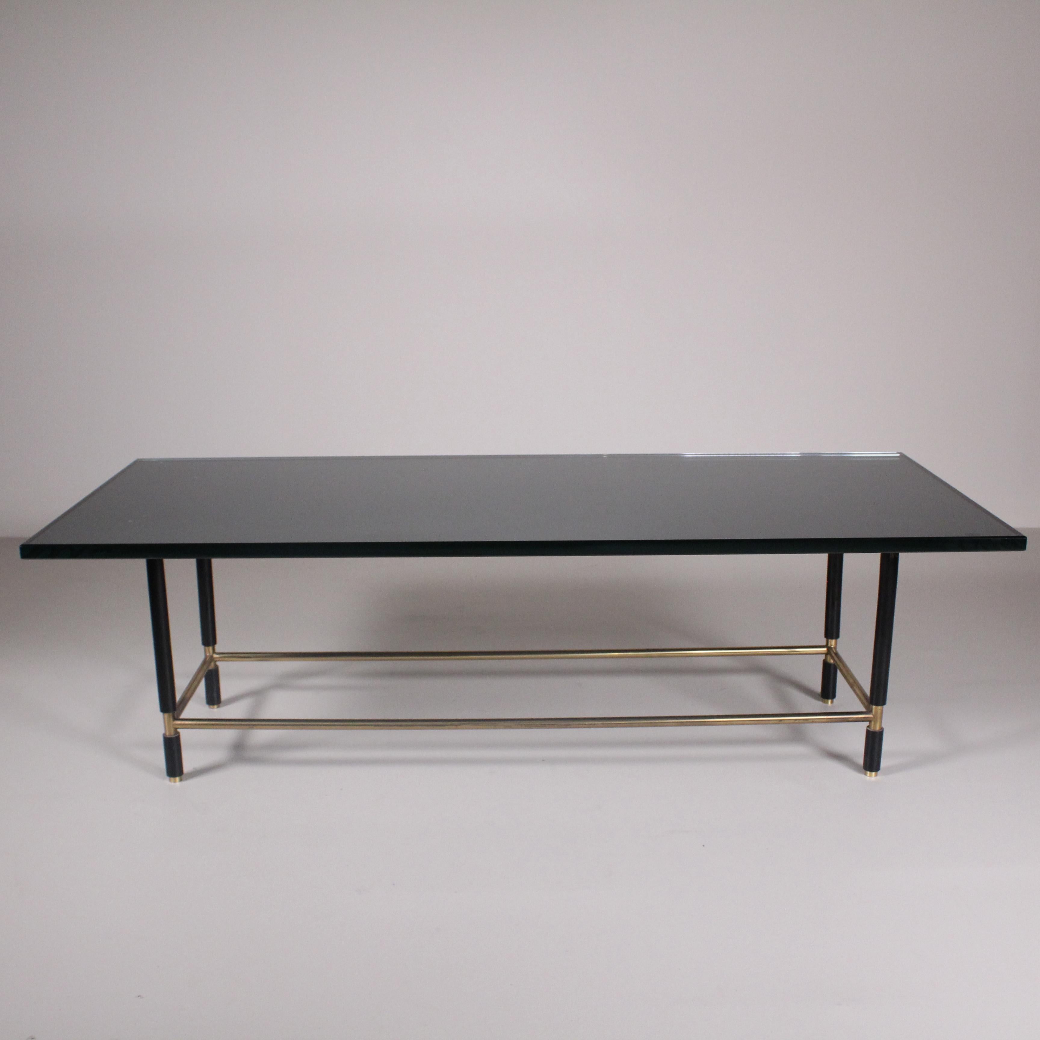 Metal Low table in mirrored glass and brass, Fontana Arte, circa 1960 For Sale