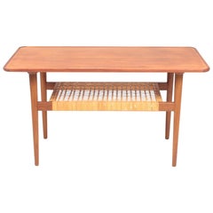 Tavolo basso in teak e canna danese moderno, anni '50