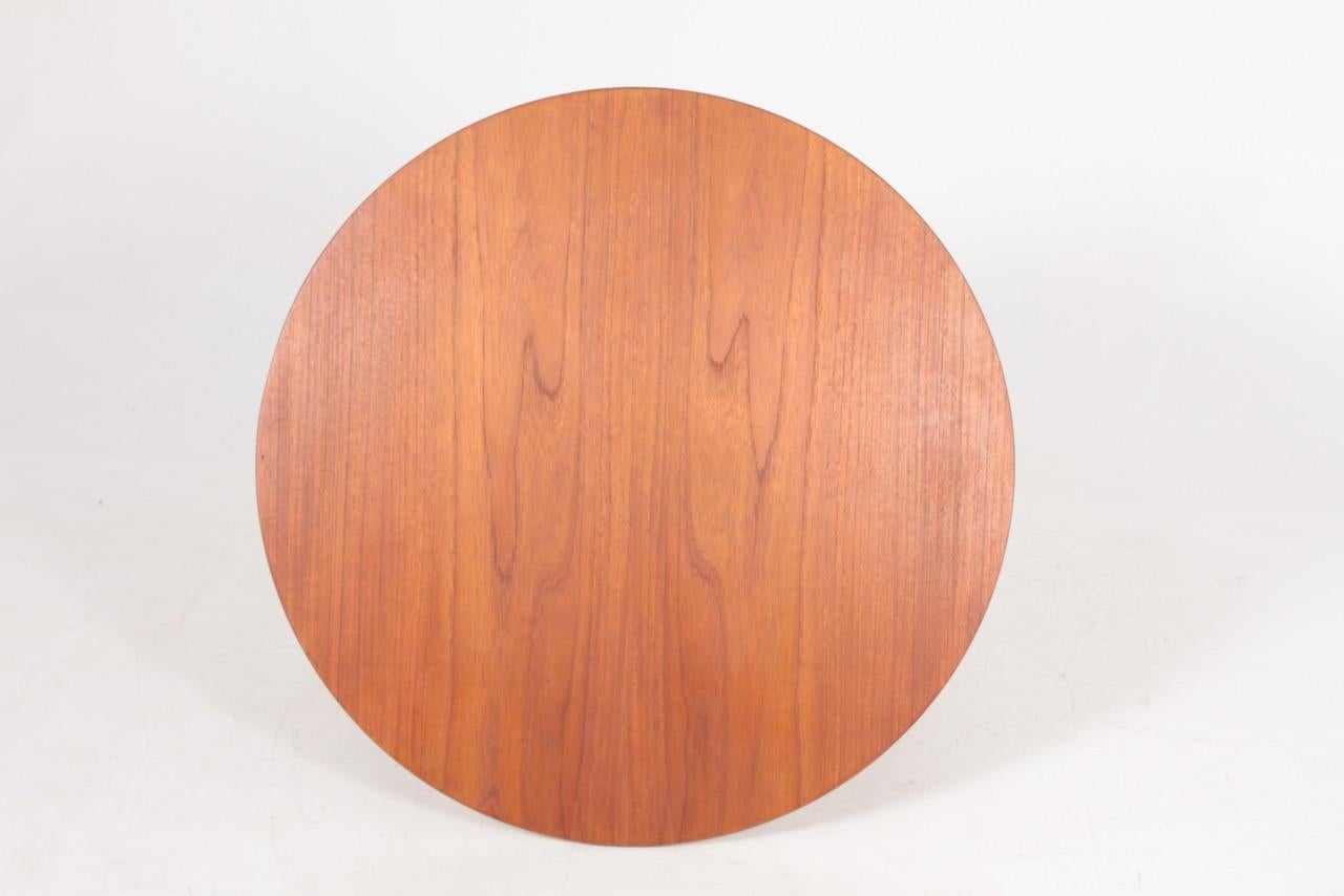 Mid-20th Century Low Table in Teak and Oak by Hans J. Wegner Danish Modern, 1950s For Sale