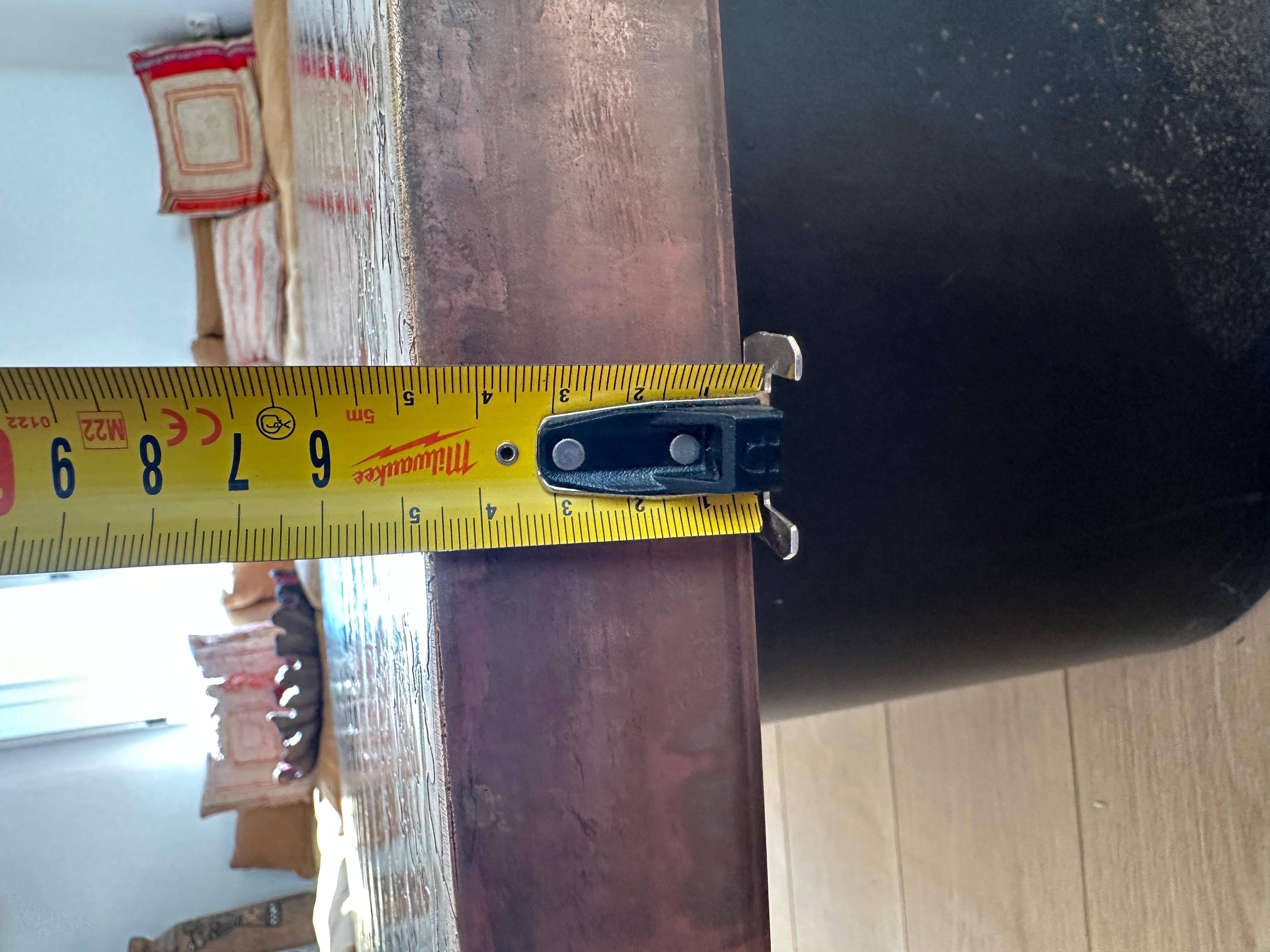 Table basse à plateau en laiton texturé XXL France 1970 en vente 3