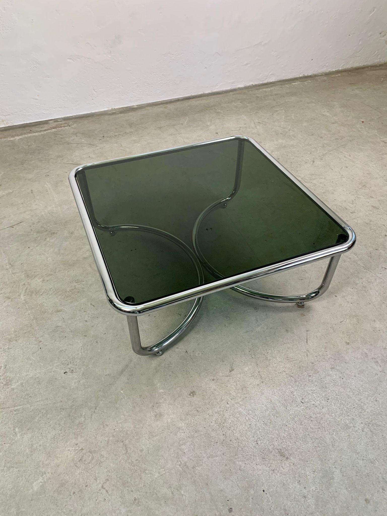 Low table with smoked glass top and chromed structure, Gae Aulenti, Poltronova For Sale 2