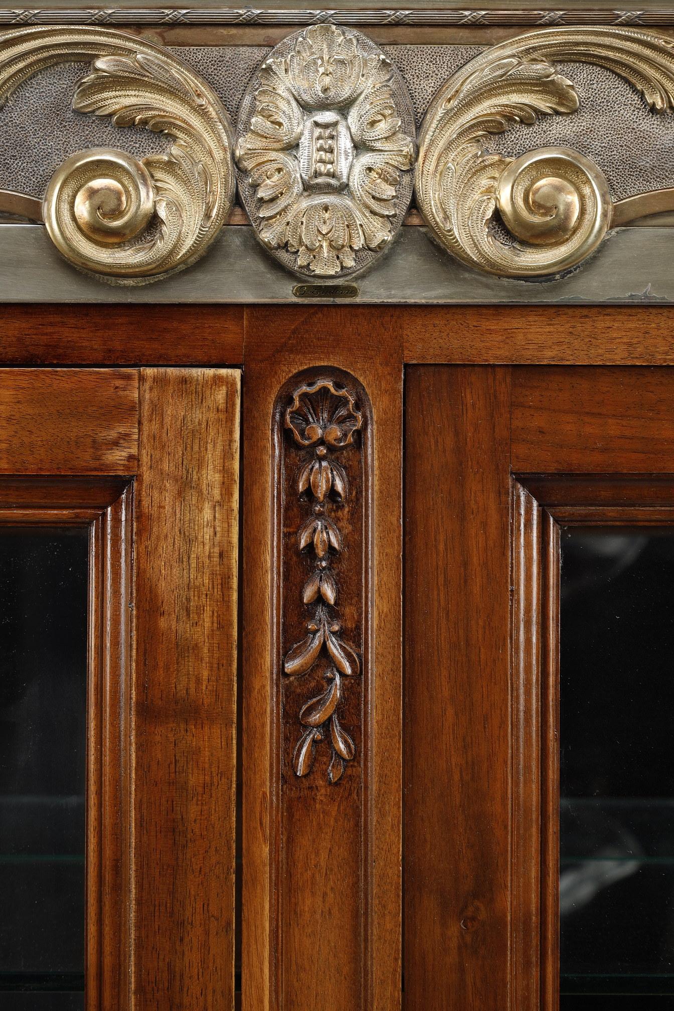 Low Walnut Glass Bookcase with its Cutlery Set, Louis XVI Style 1