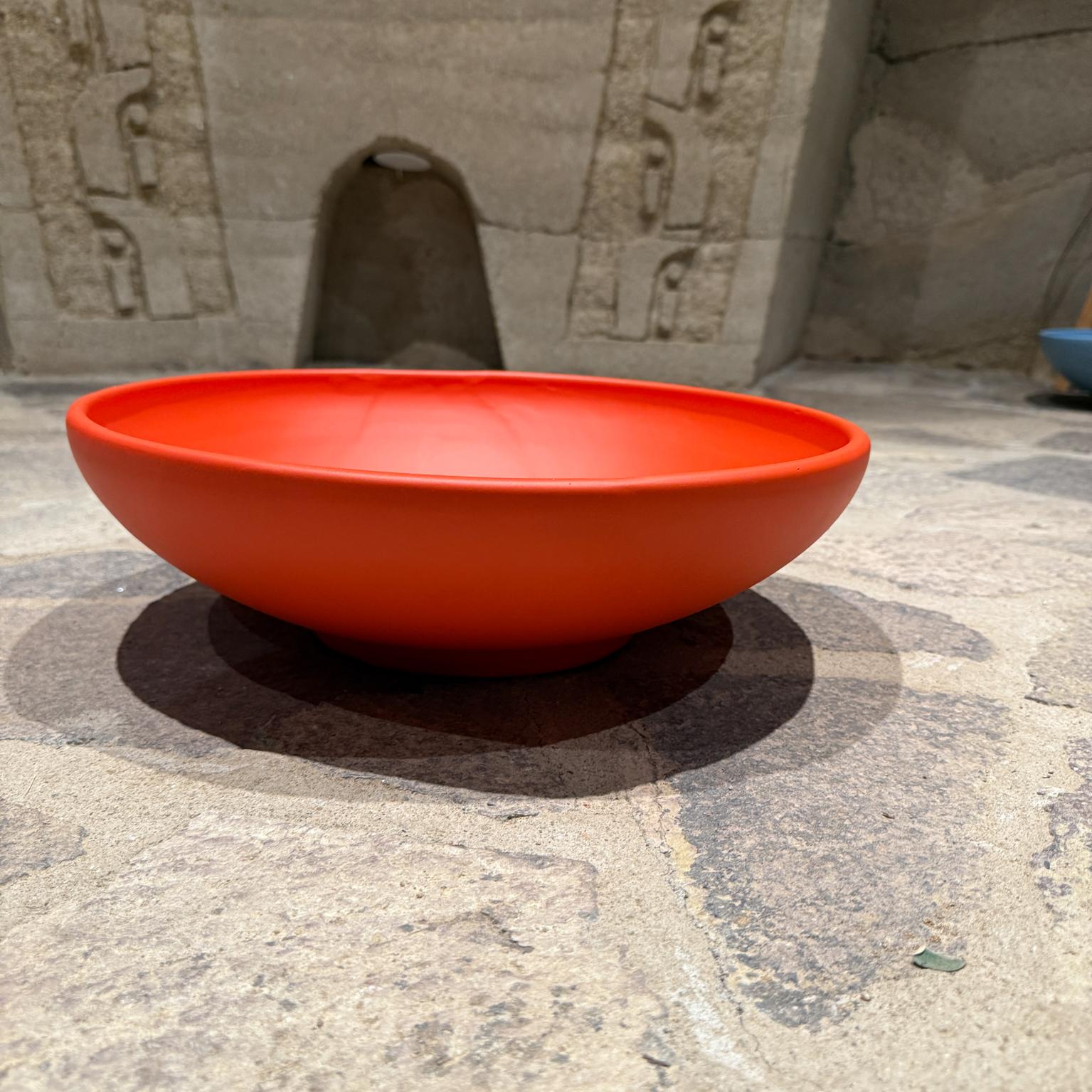 Low & Wide Gainey Pottery Pflanzgefäße Mid Century Modern Verschiedene Farben im Angebot 1