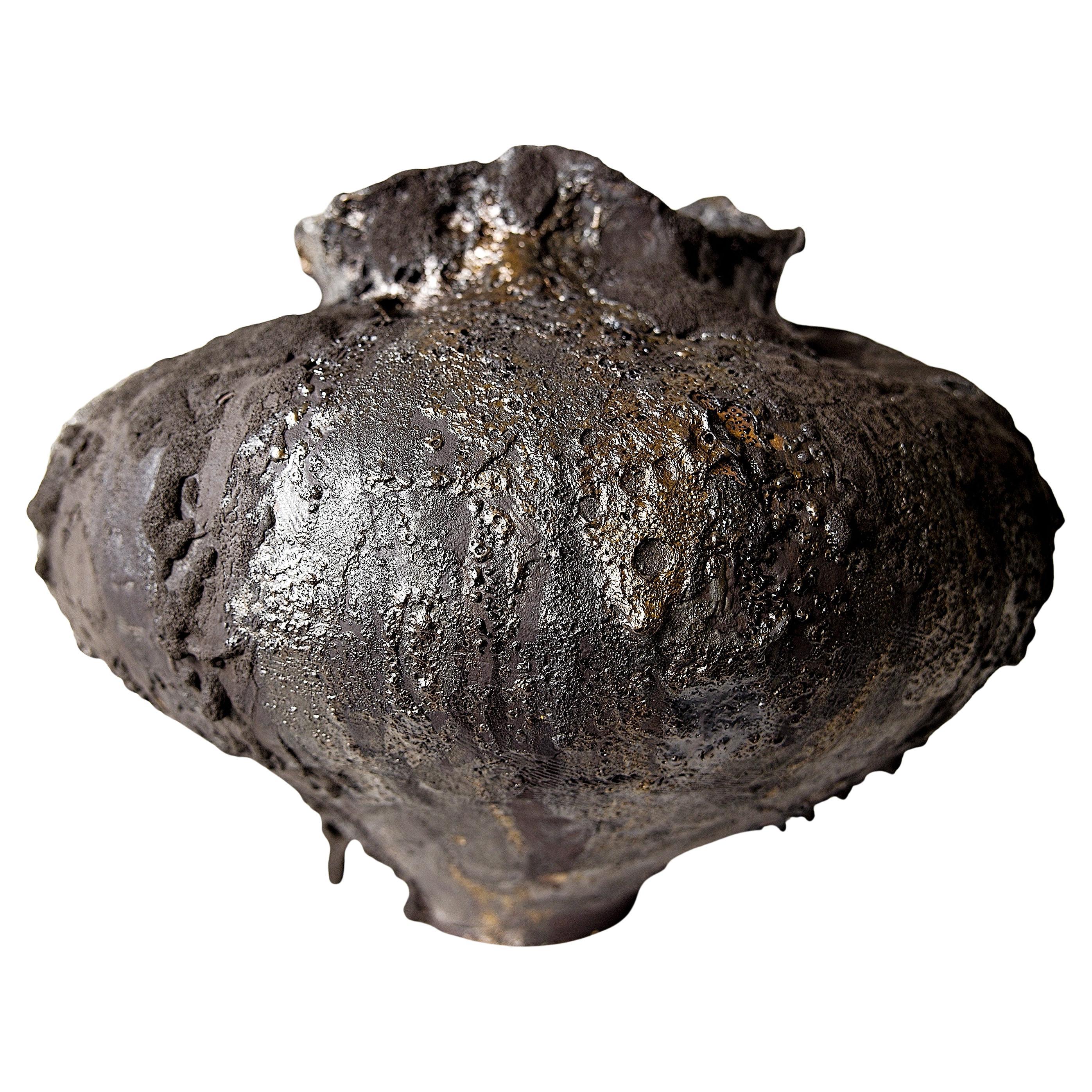 Vaso Hand MadeII, basso, largo e nero, di forma libera, medio