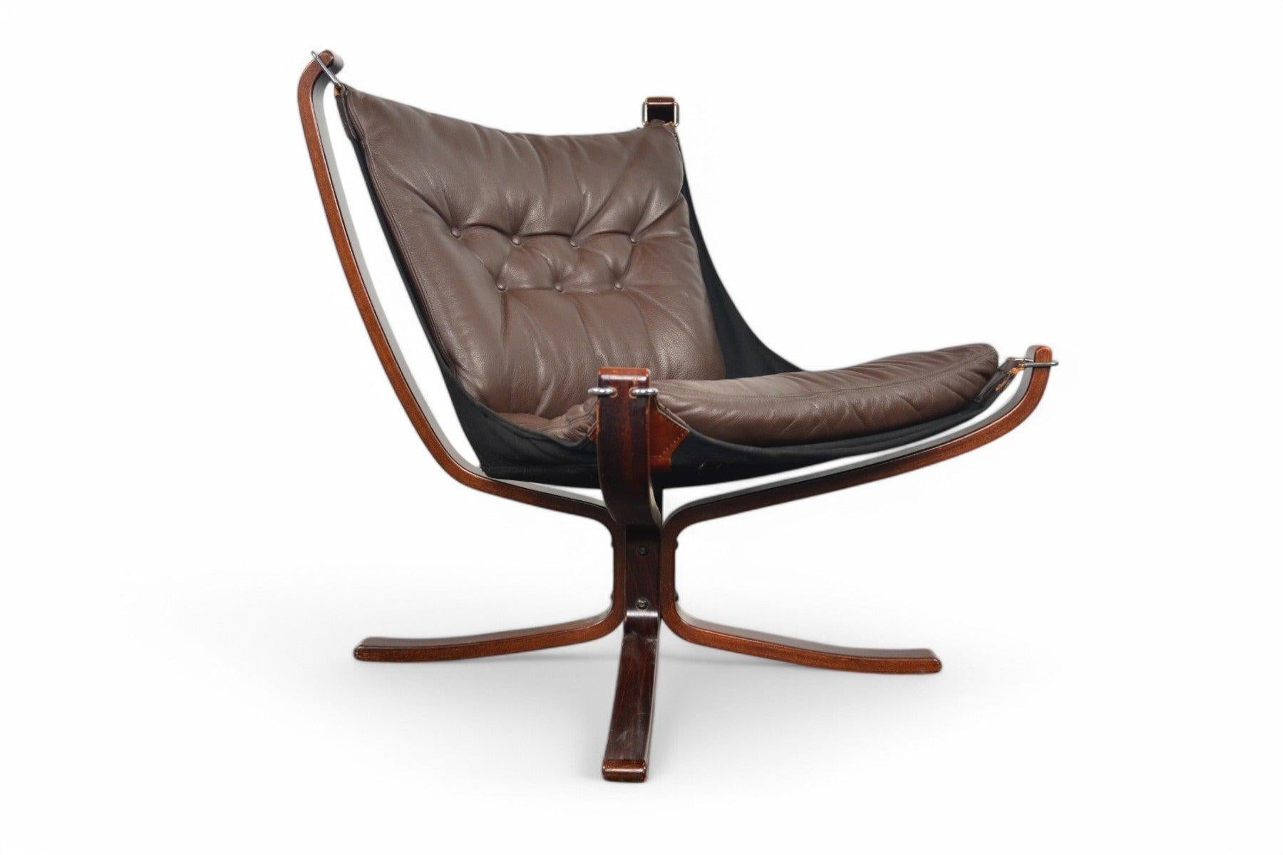 Norwegian Lowback Falcon Lounge Chair in Brown Leather For Sale