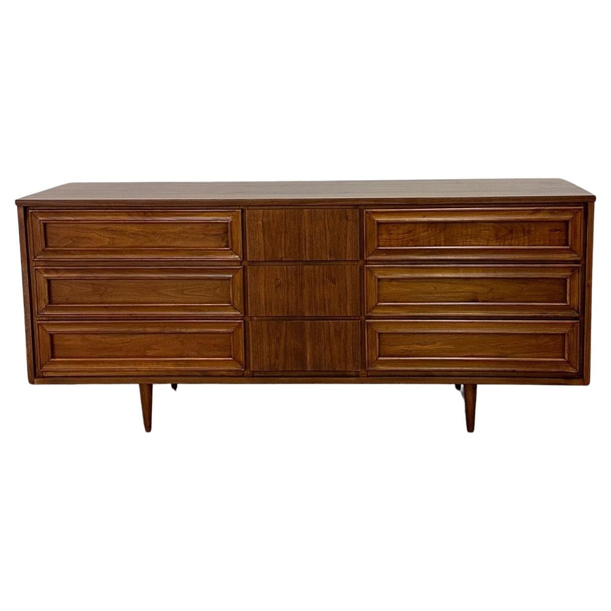 Lowboy dresser in Walnut