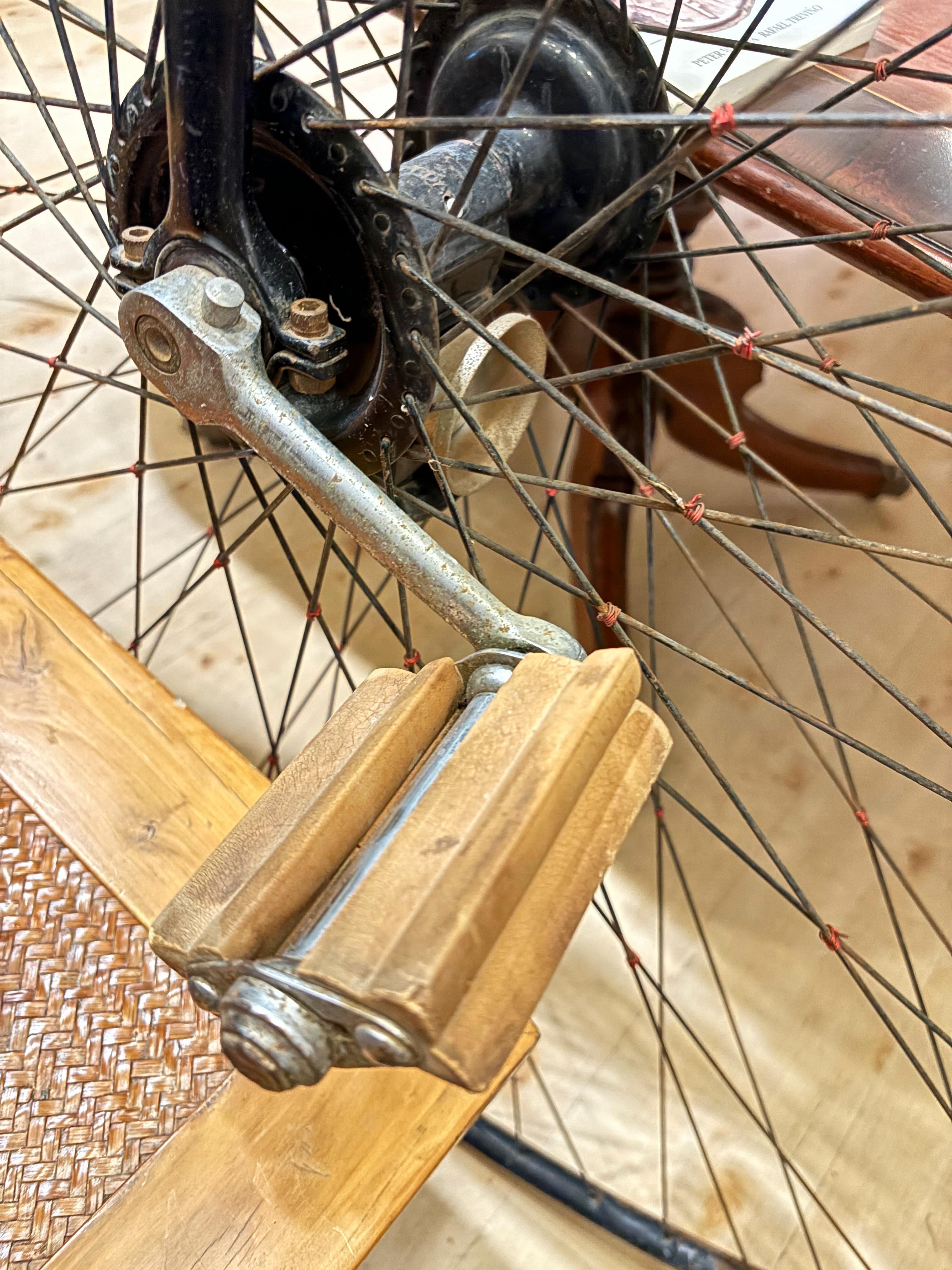 Metal Lowell Kennedy Company High Wheel Penny Farthing Bicycle 56