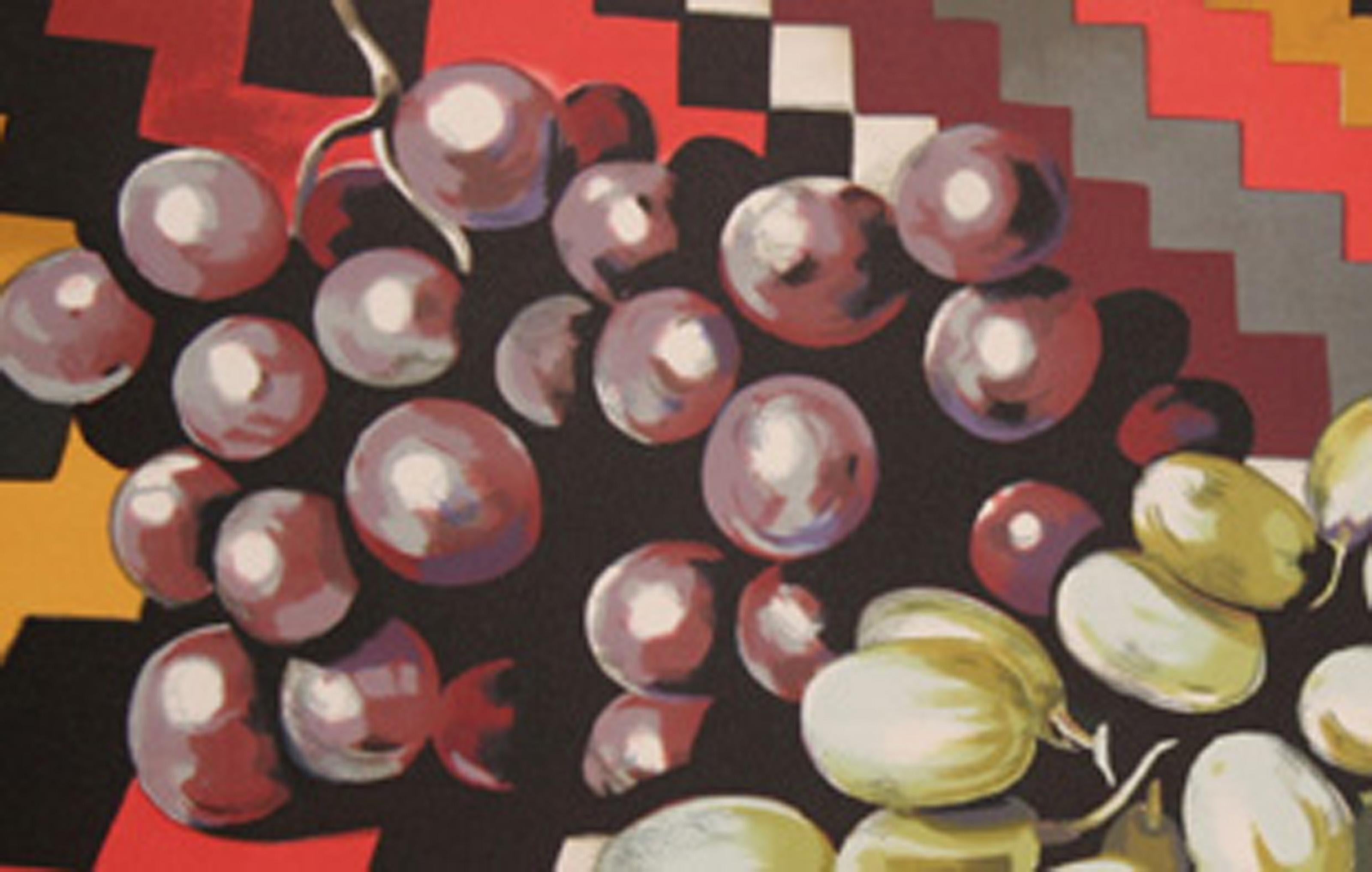 Naturaleza muerta con uvas, litografía fotorrealista de Lowell Blair Nesbitt - Print Fotorrealista de Lowell Nesbitt