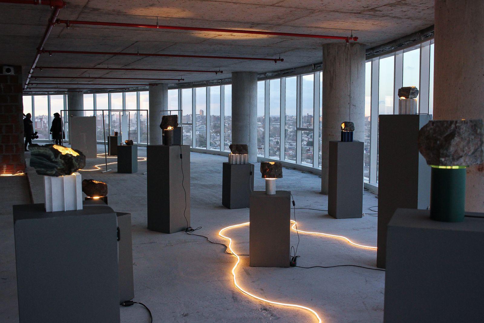 LOX LAMP - Double lamp, shade made of jasper and recycled quartz. Brushed alumin For Sale 1