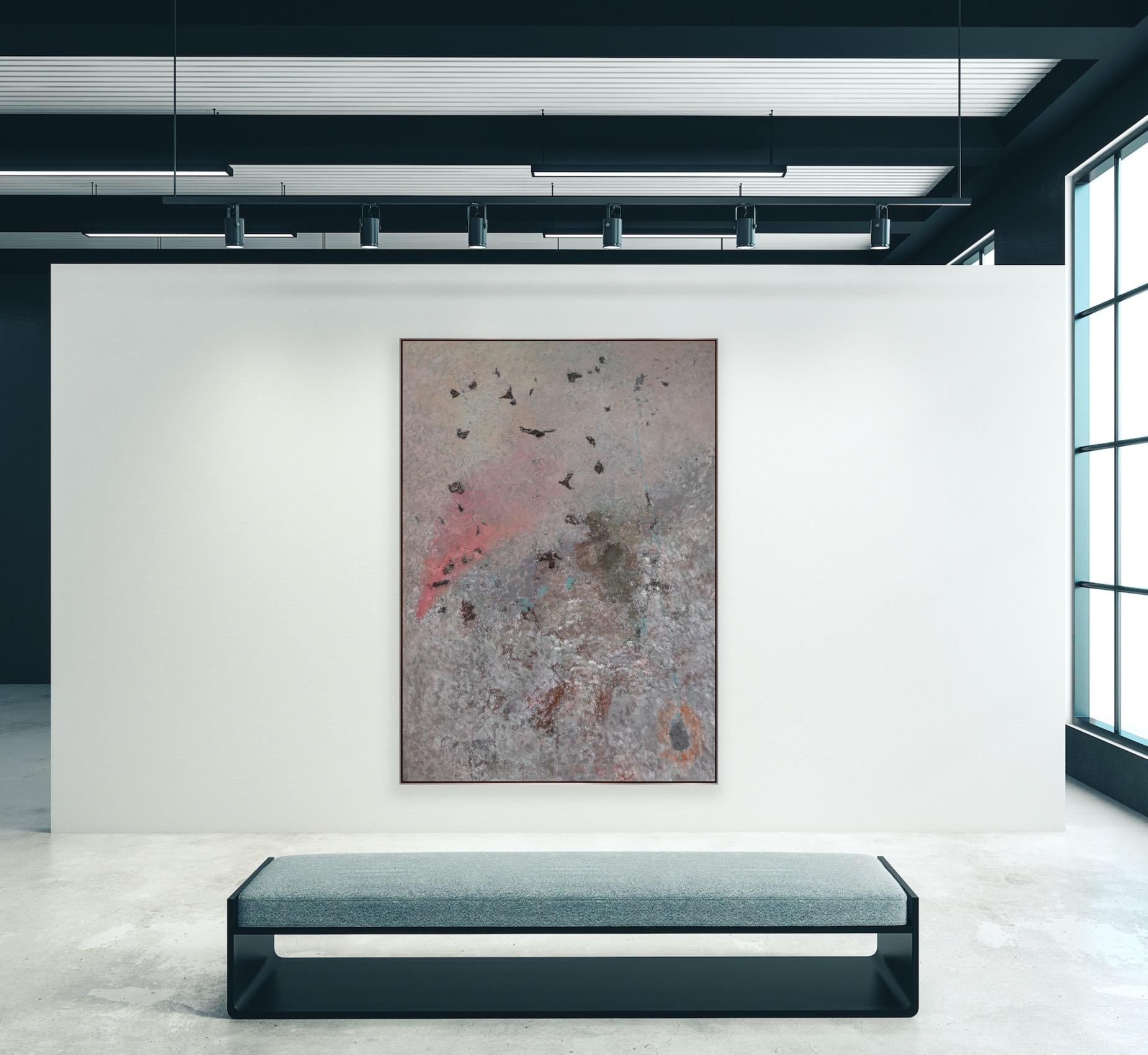Pittura astratta di grandi dimensioni, dai colori tenui e dalla struttura complessa. 