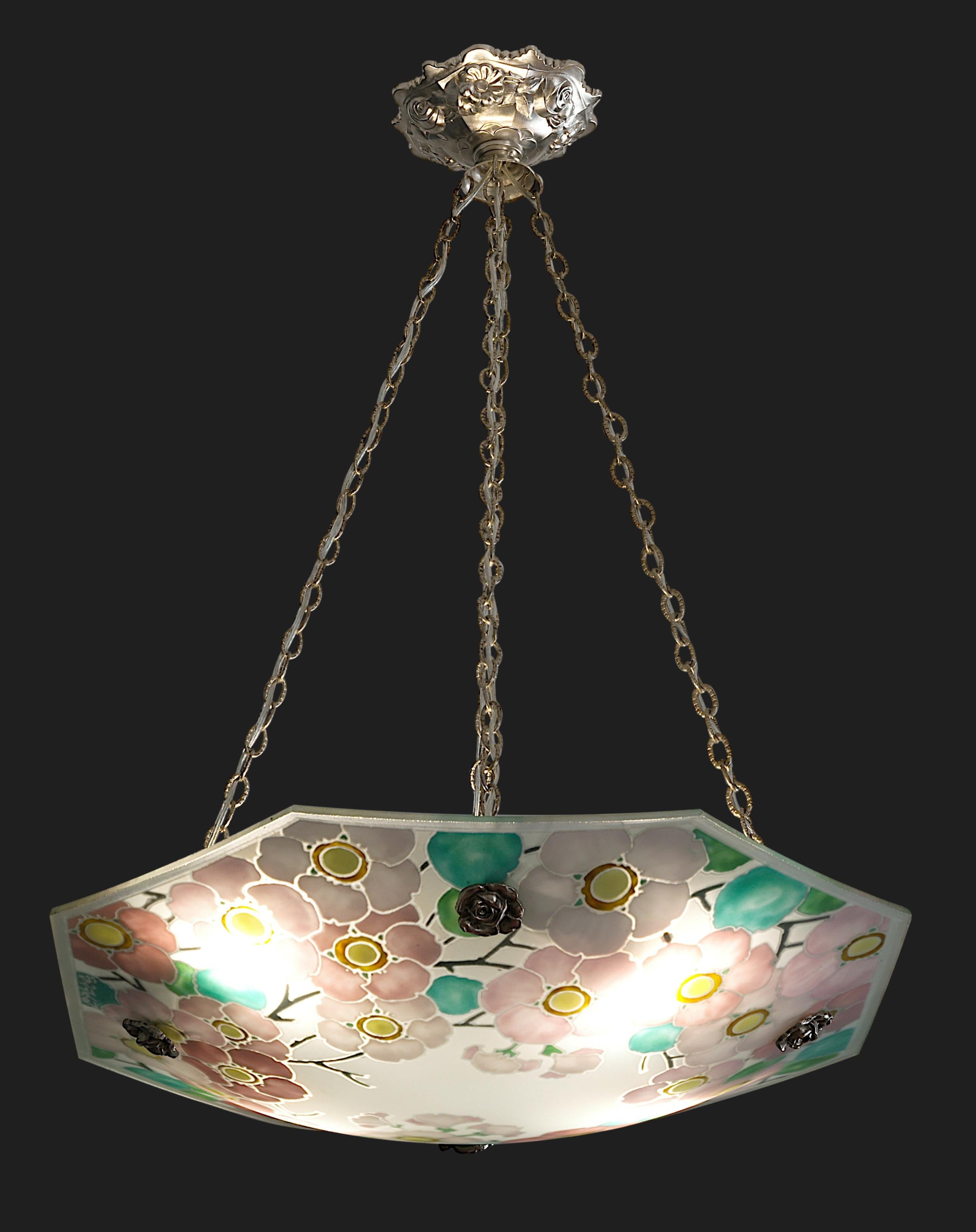 French Art Deco pendant chandelier by Loys Lucha (Paris), France, 1920s. Etched (edge) and enameled (pattern) glass shade hung at its period stamped brass fixture. Enamelled on the upper side. Measure: Height : 22