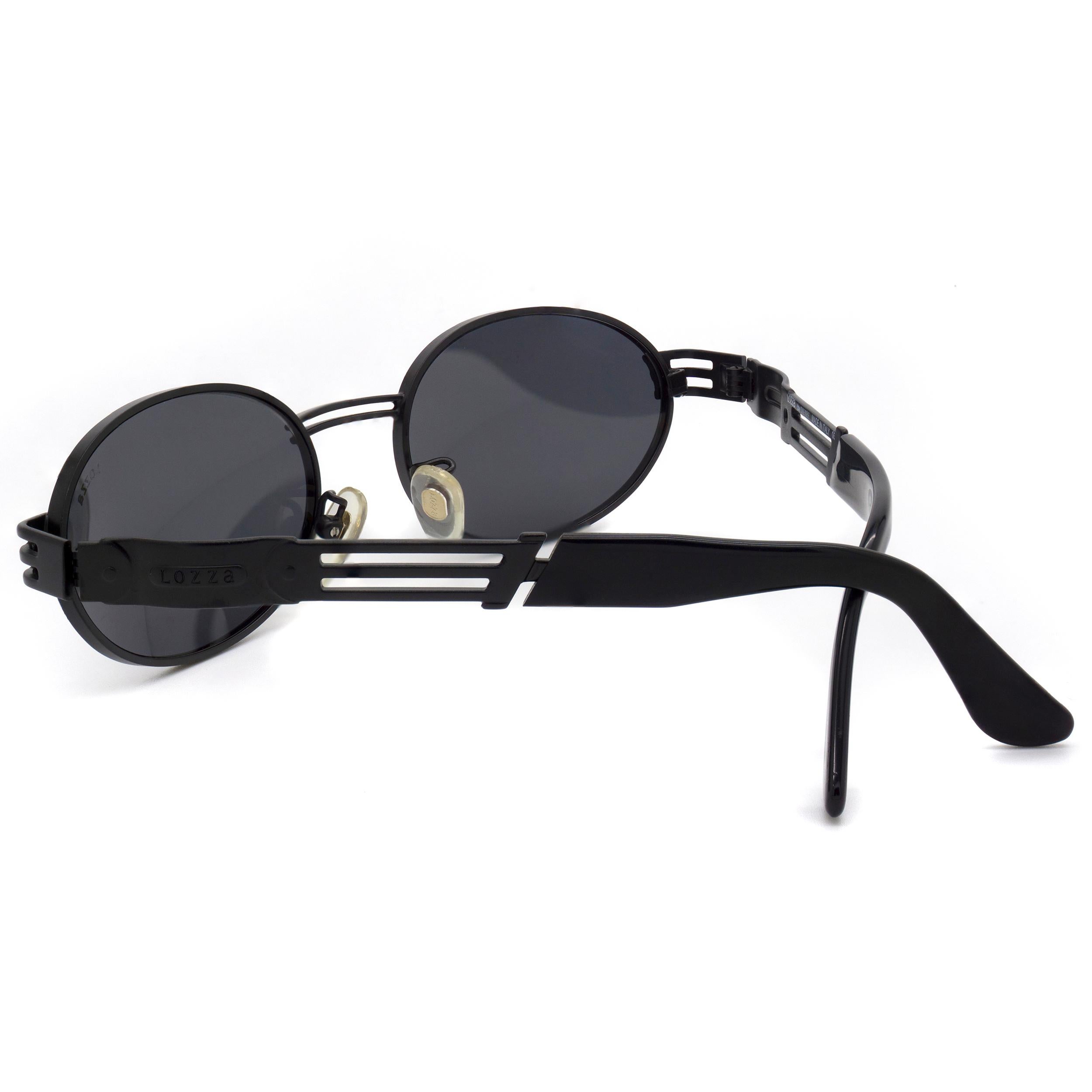 Noir Lozza lunettes de soleil ovales noires vintage des années 80 en vente