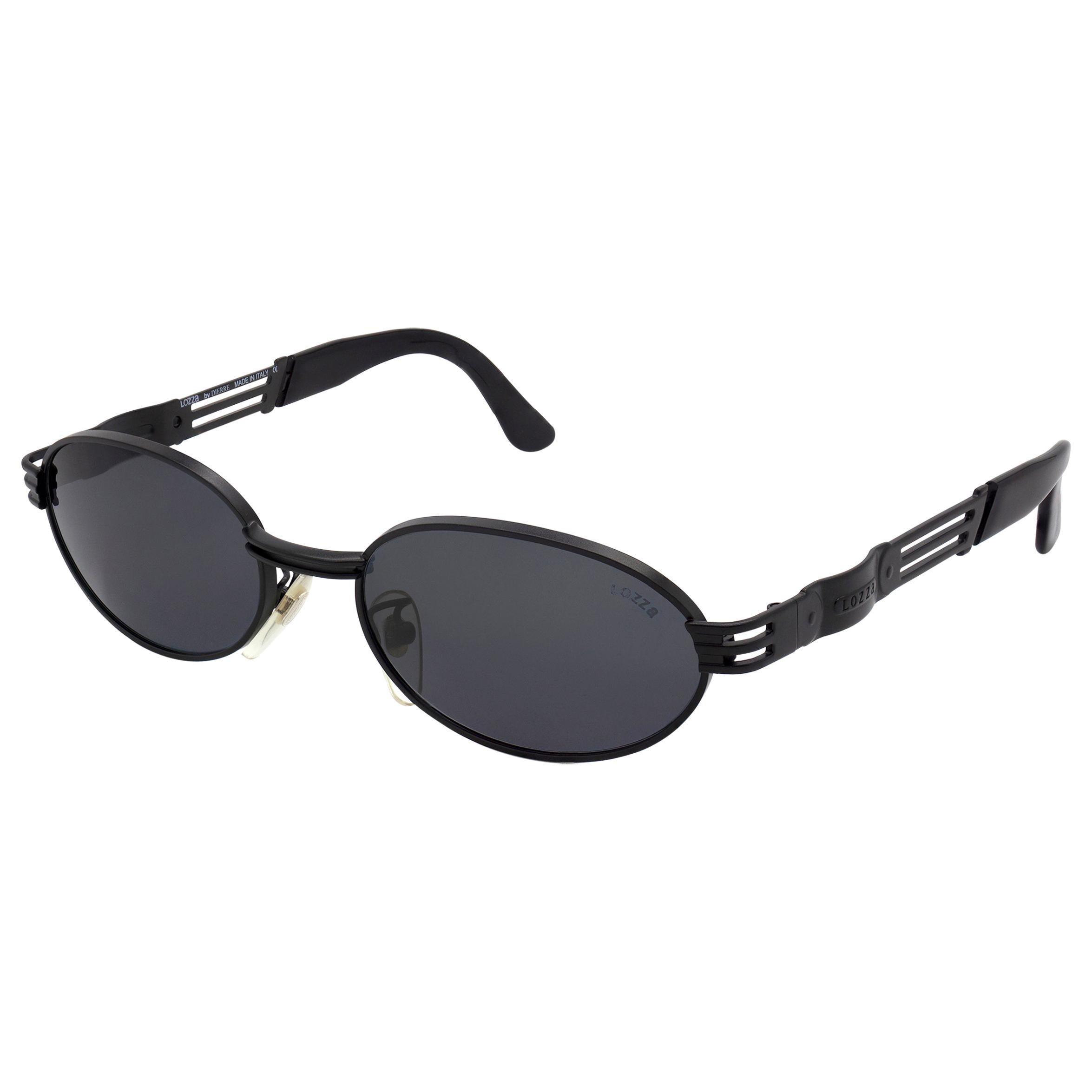 Lozza lunettes de soleil ovales noires vintage des années 80 en vente