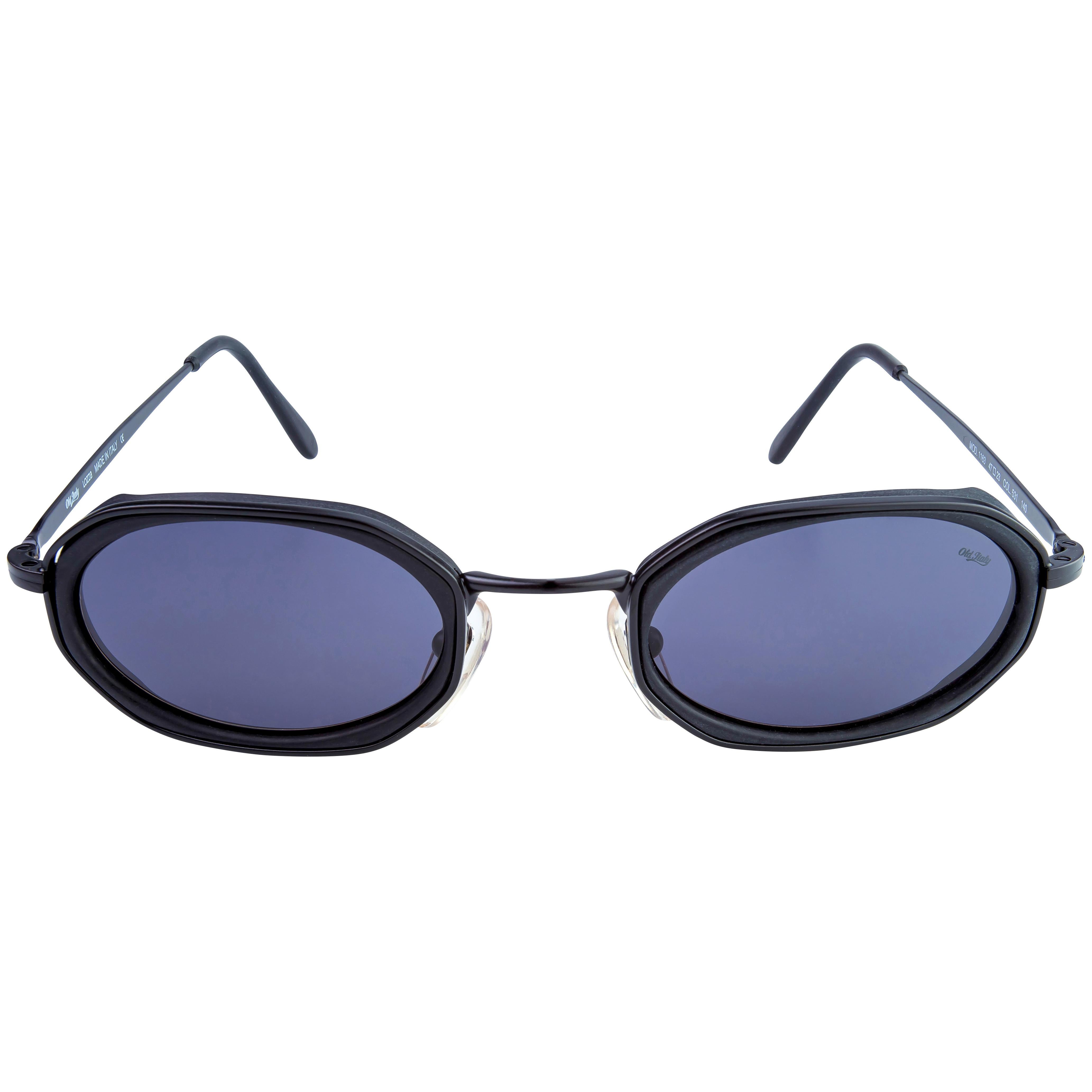 Lozza established in 1878, Lozza is the oldest eyewear brand in Italy, always a forerunner in its choice of styles and materials: in the '20s it launched the first sunglasses in cellulose and in the '30s the folding frames; in the '50s it launched