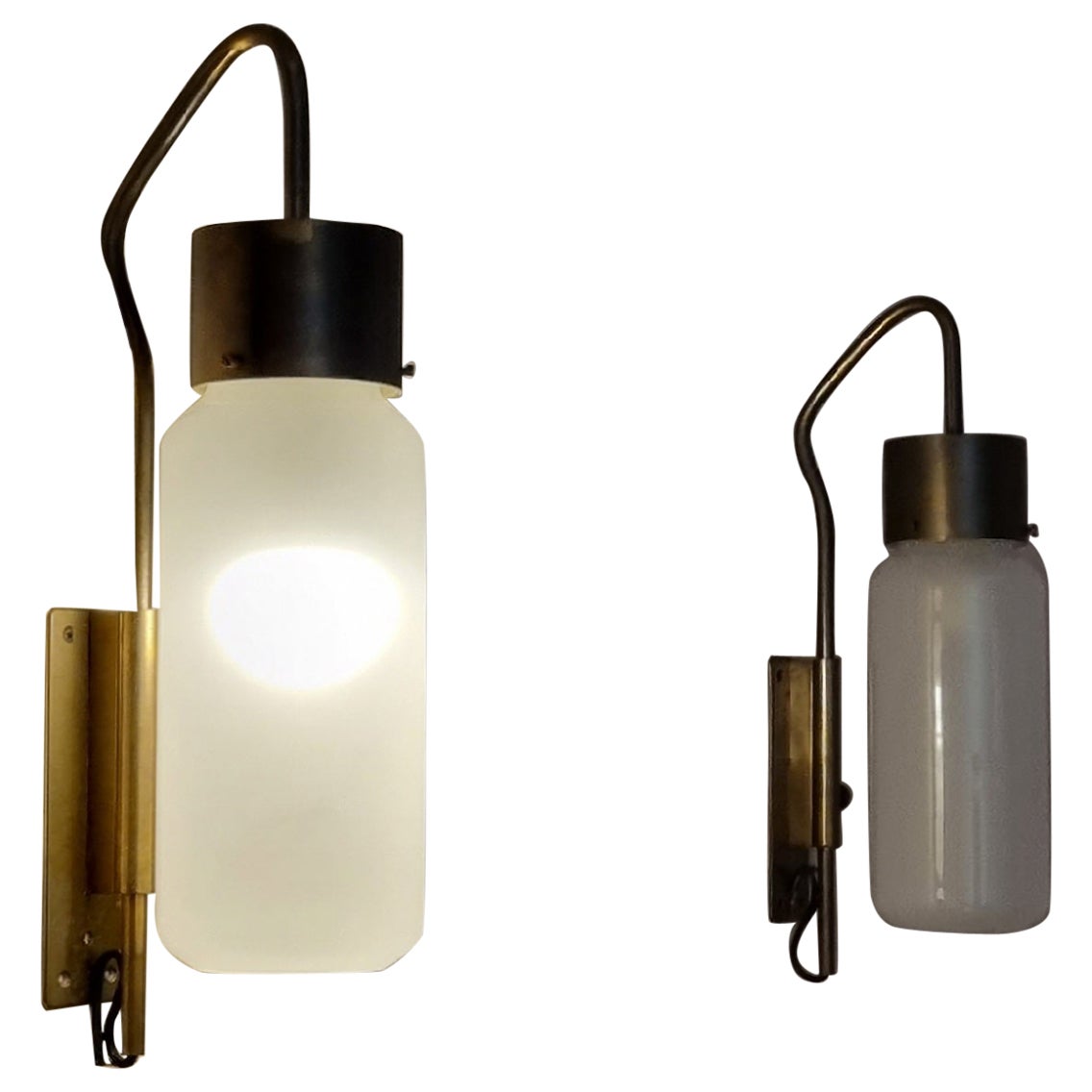 LP 10 wall sconces designed by Luigi Caccia Dominioni for Azucena 1958