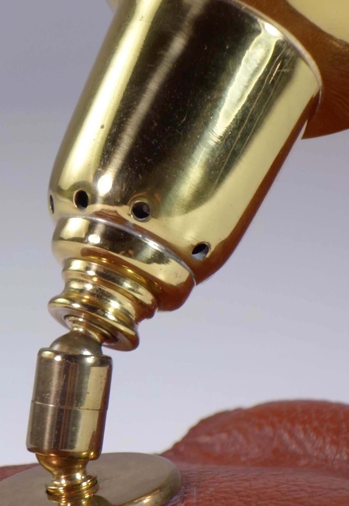LP01 by Luigi Caccia Dominioni for Azucena 1970s Armchair Brass Lamp In Good Condition In Brescia, IT