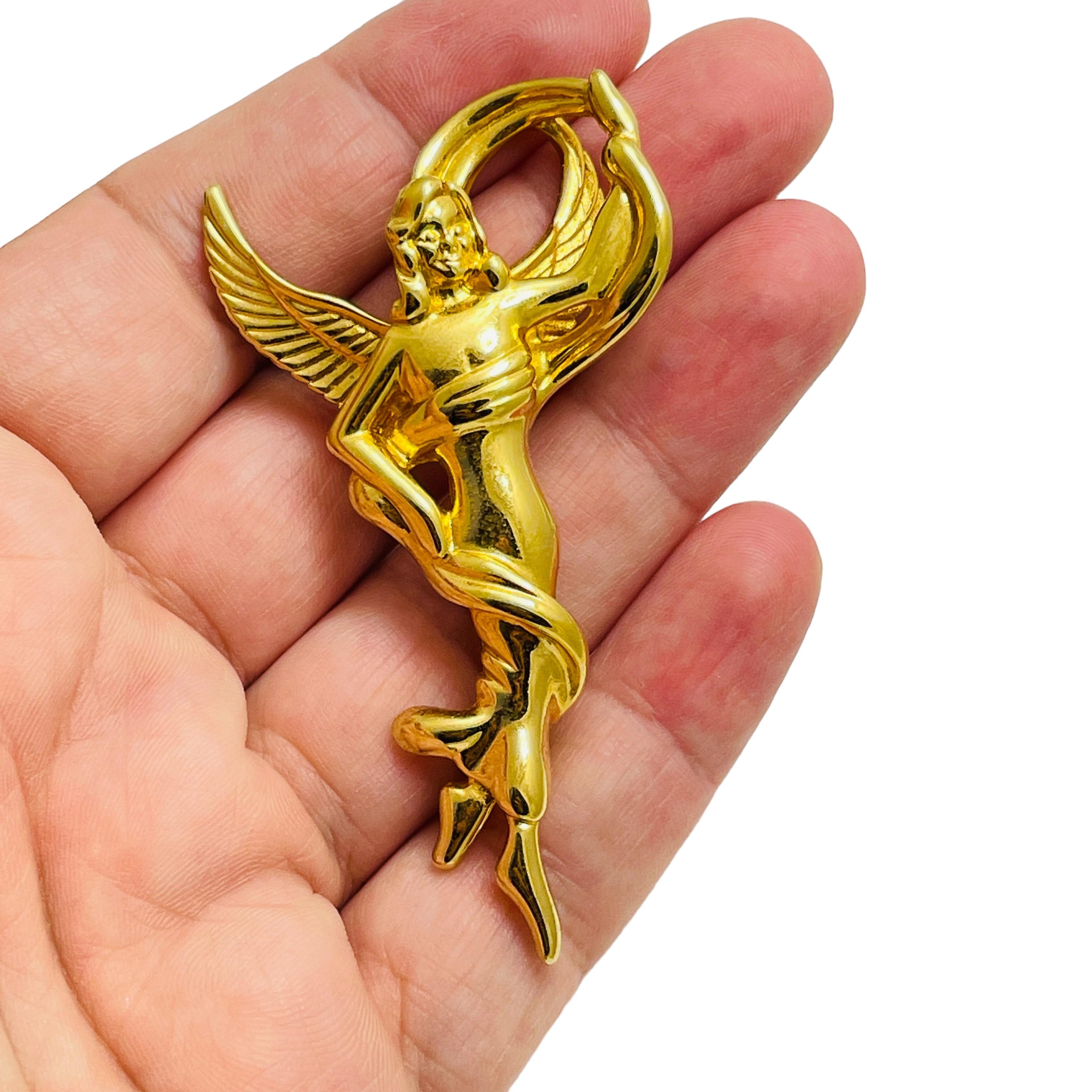 Women's LR LADY REMINGTON signed vintage gold angel designer brooch For Sale