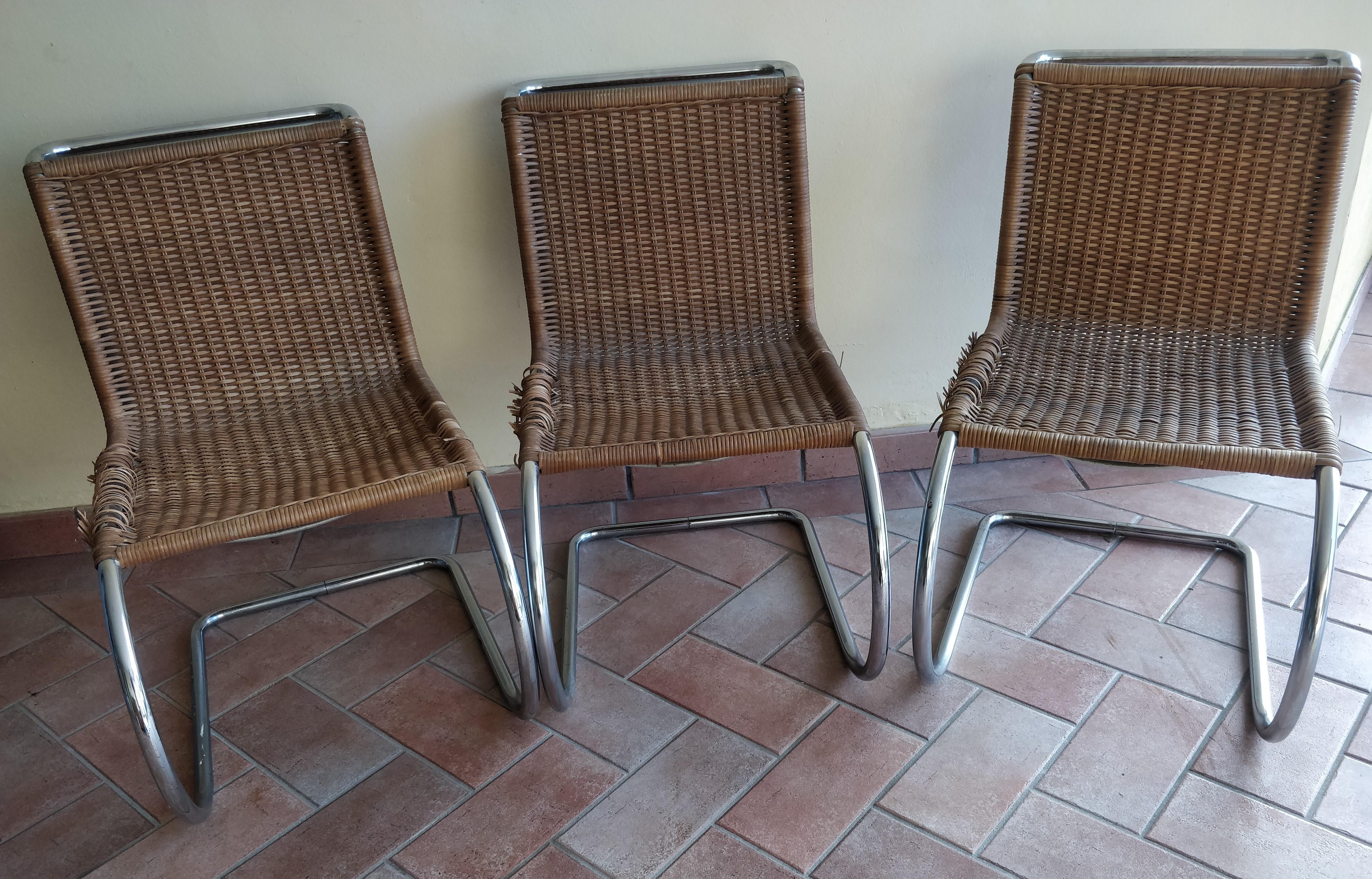 Ensemble de 3 chaises Ludwig Mies van der Rohe MR10 par Thonet en vente 2