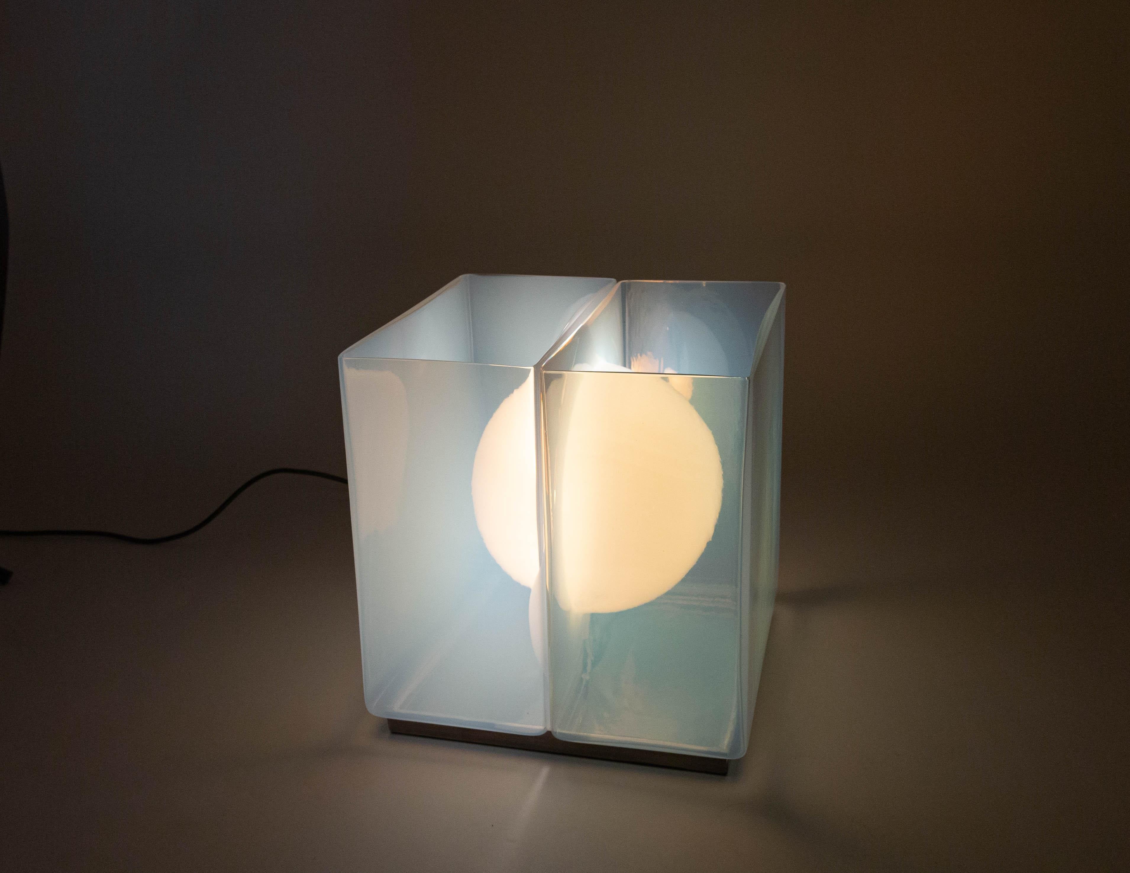 Mid-Century Modern LT 323 Table lamp by Carlo Nason for A.V. Mazzega, 1960s For Sale
