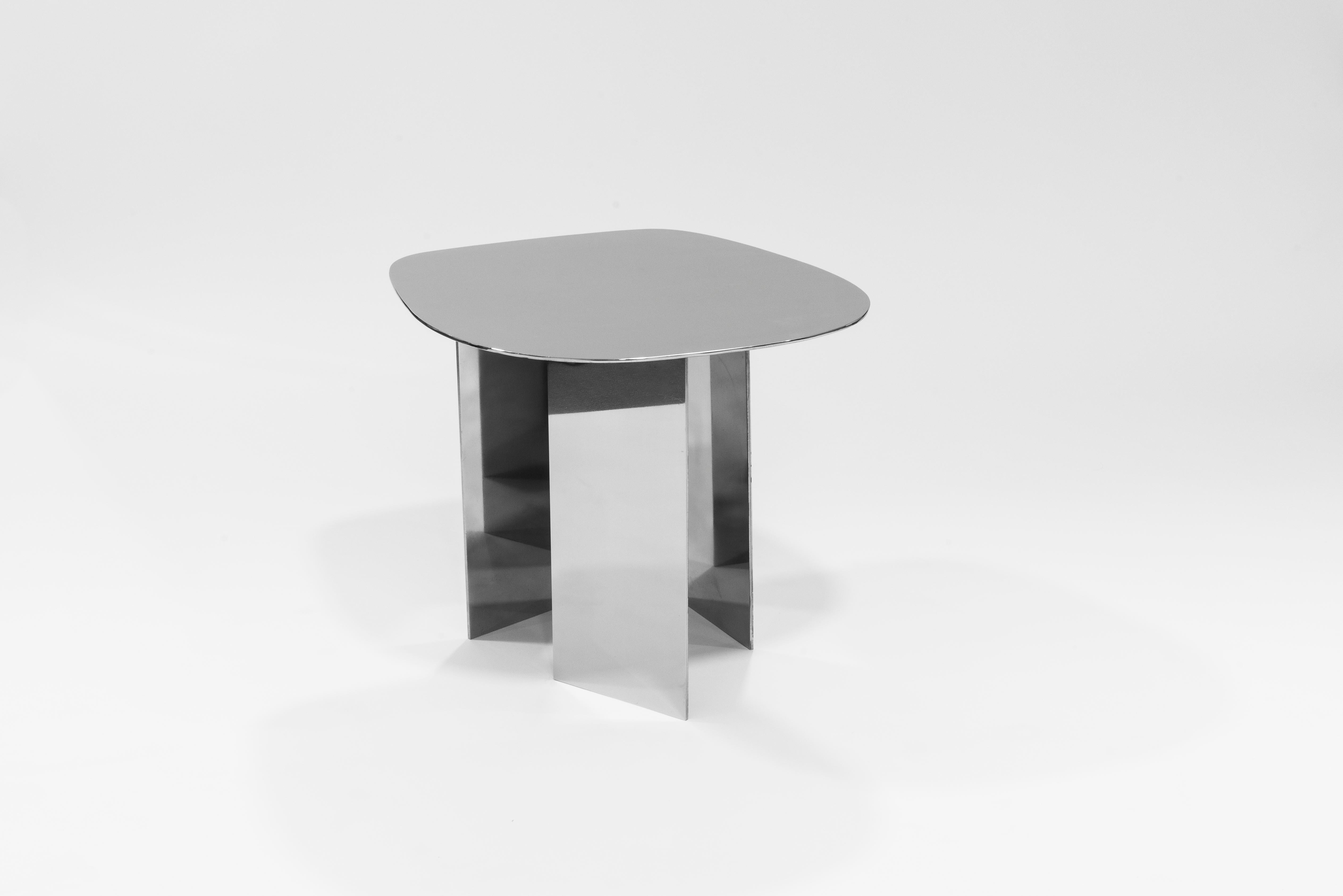 LT02 coffee table in polished steel is presented by Sabourin Costes, France, 2020

LT-02 is a set of two nested tables which manipulates the reflexions and distortions of their surroundings. Their polished stainless steel surfaces decompose and
