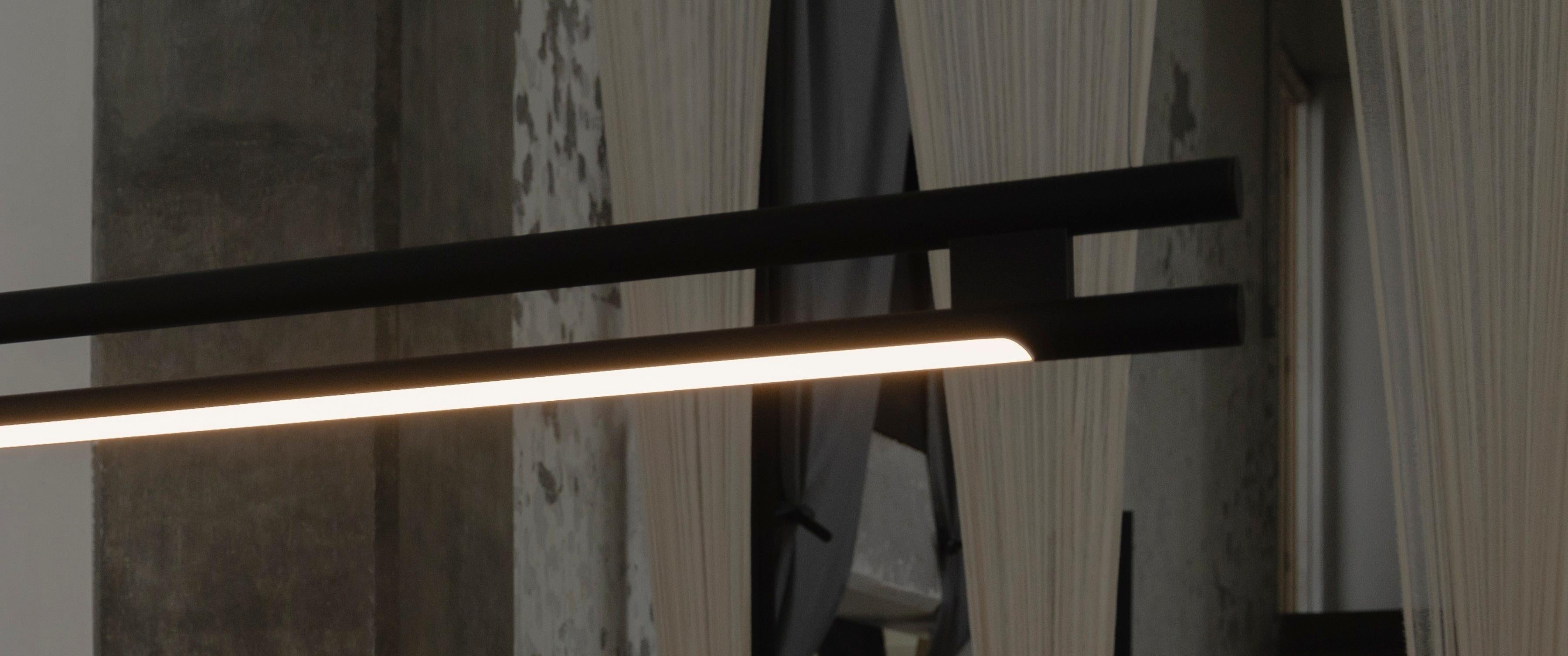 Moderno Lampada a sospensione LT11 in ottone annerito di Nuumbra in vendita