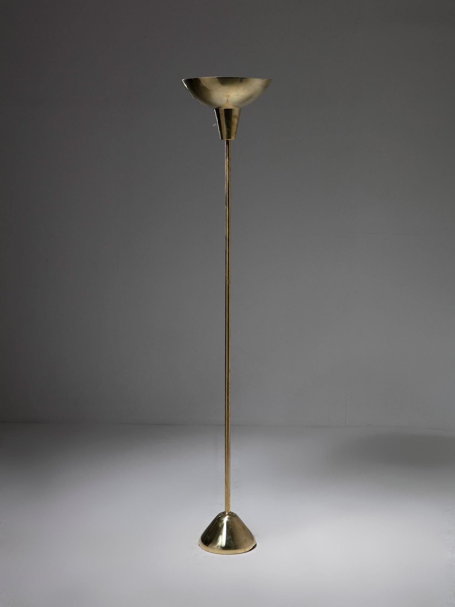 Floor lamp model 