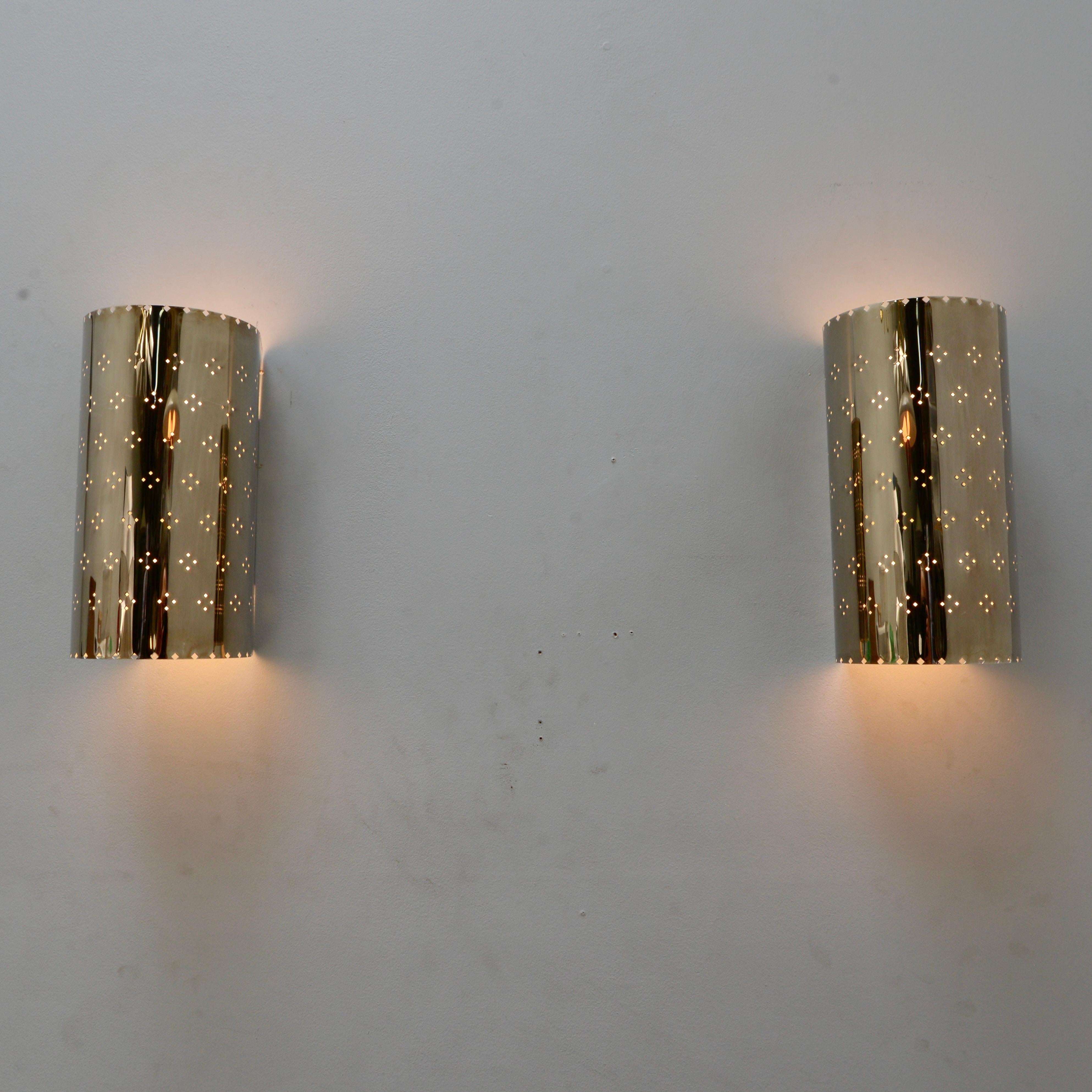 LU Louis Sconce AS Outdoor LG For Sale 6