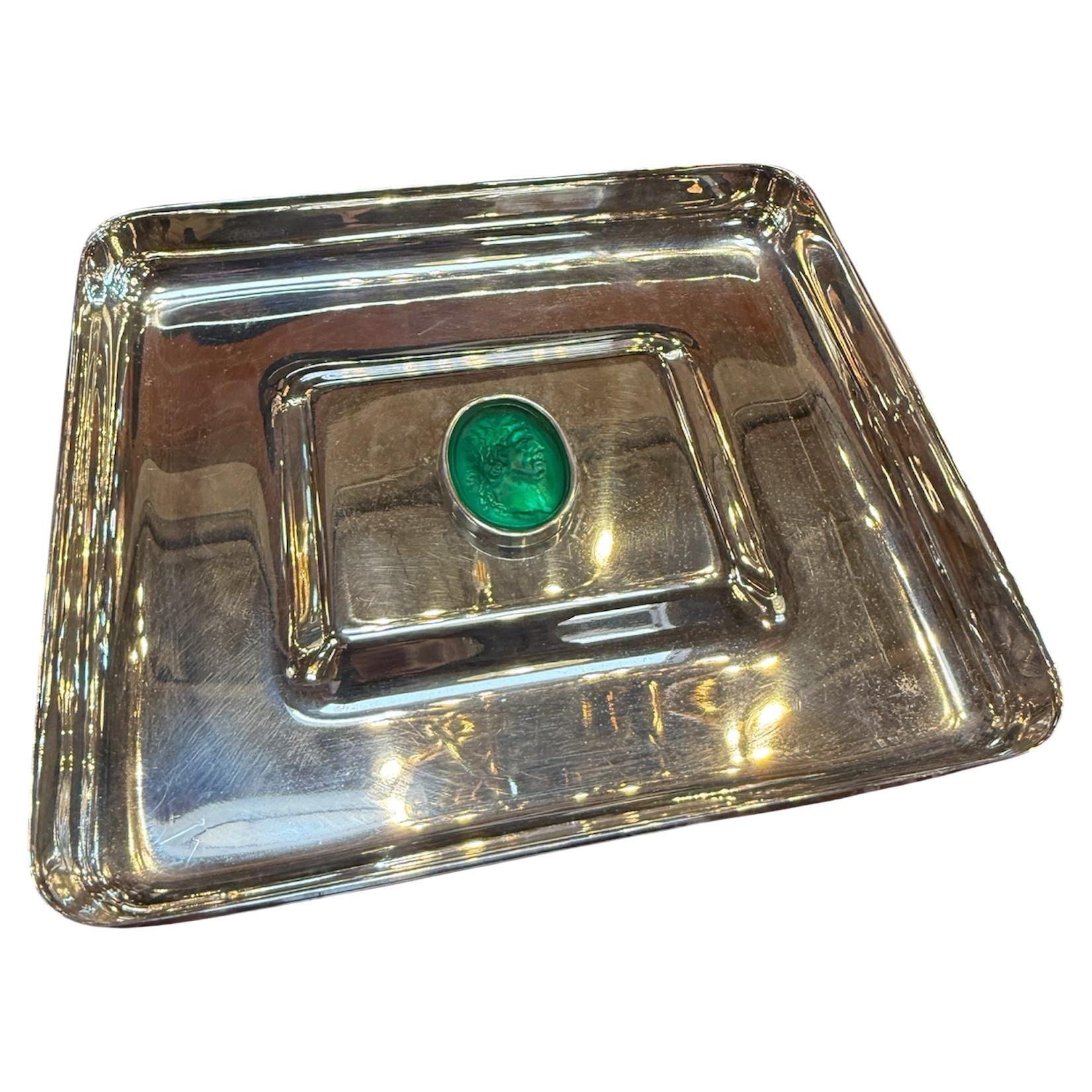 Vassoio Luana Francisci placcato in argento con accenti di gemme verdi in vendita