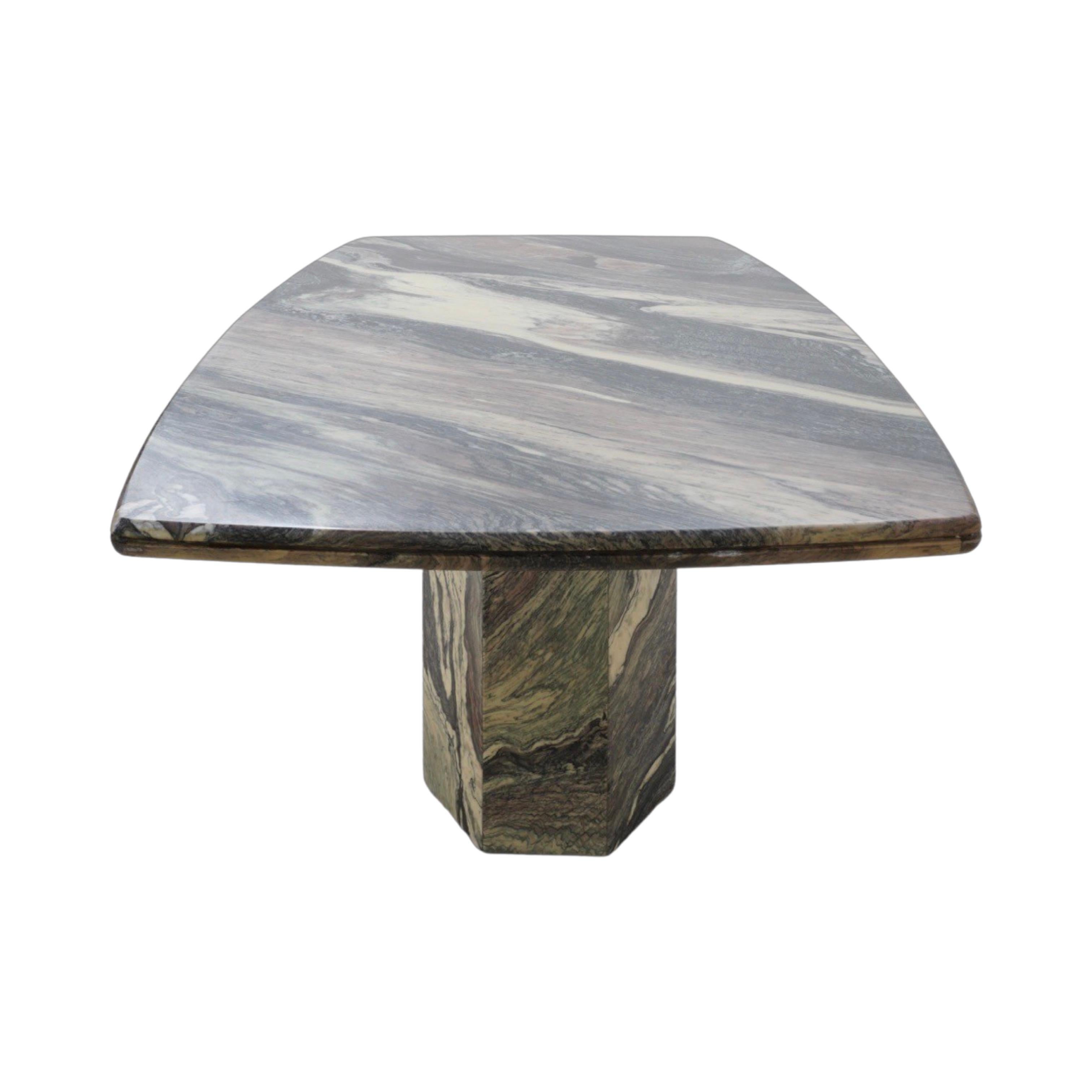 Mid-Century Modern Luana Marble Dining Table, 1970s For Sale