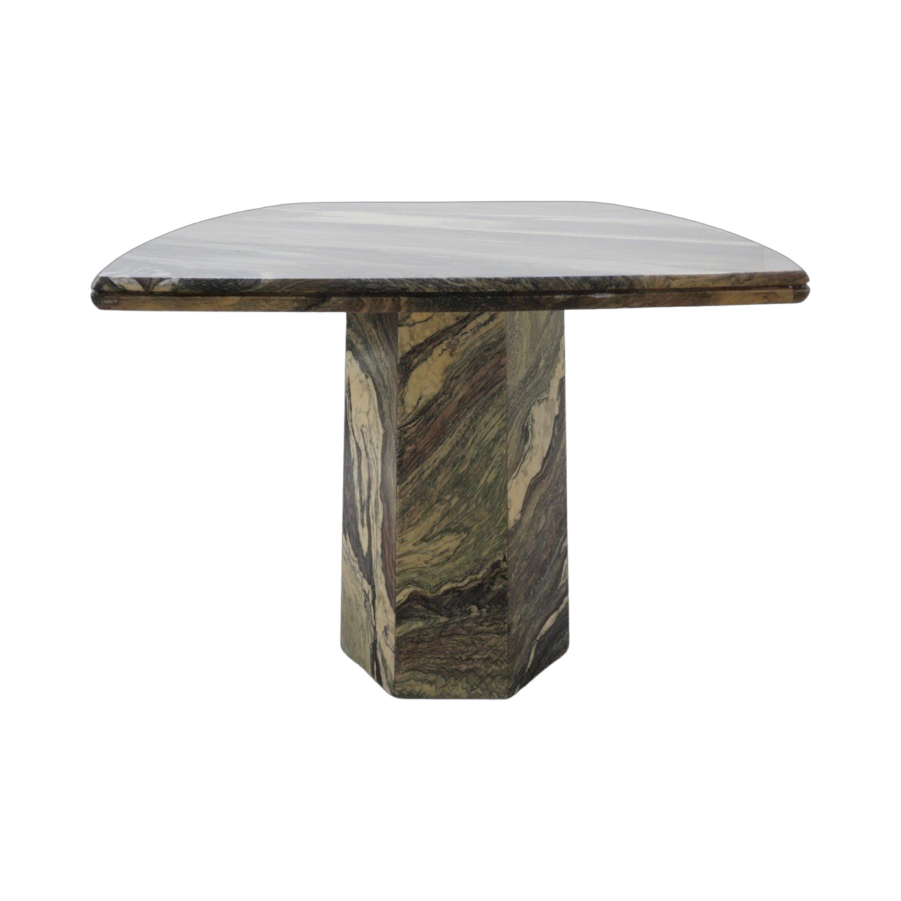 Luana Marble Dining Table, 1970s For Sale 1