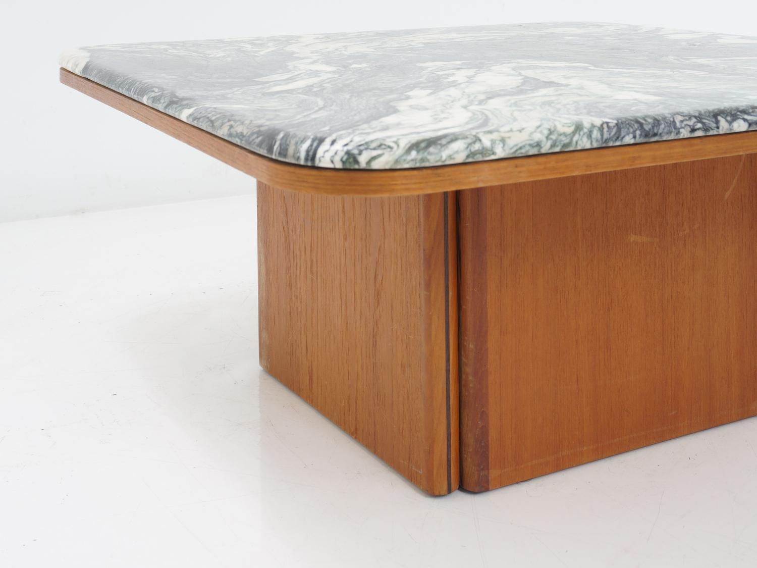 Luana Marble & Teak Table, 1970s 1