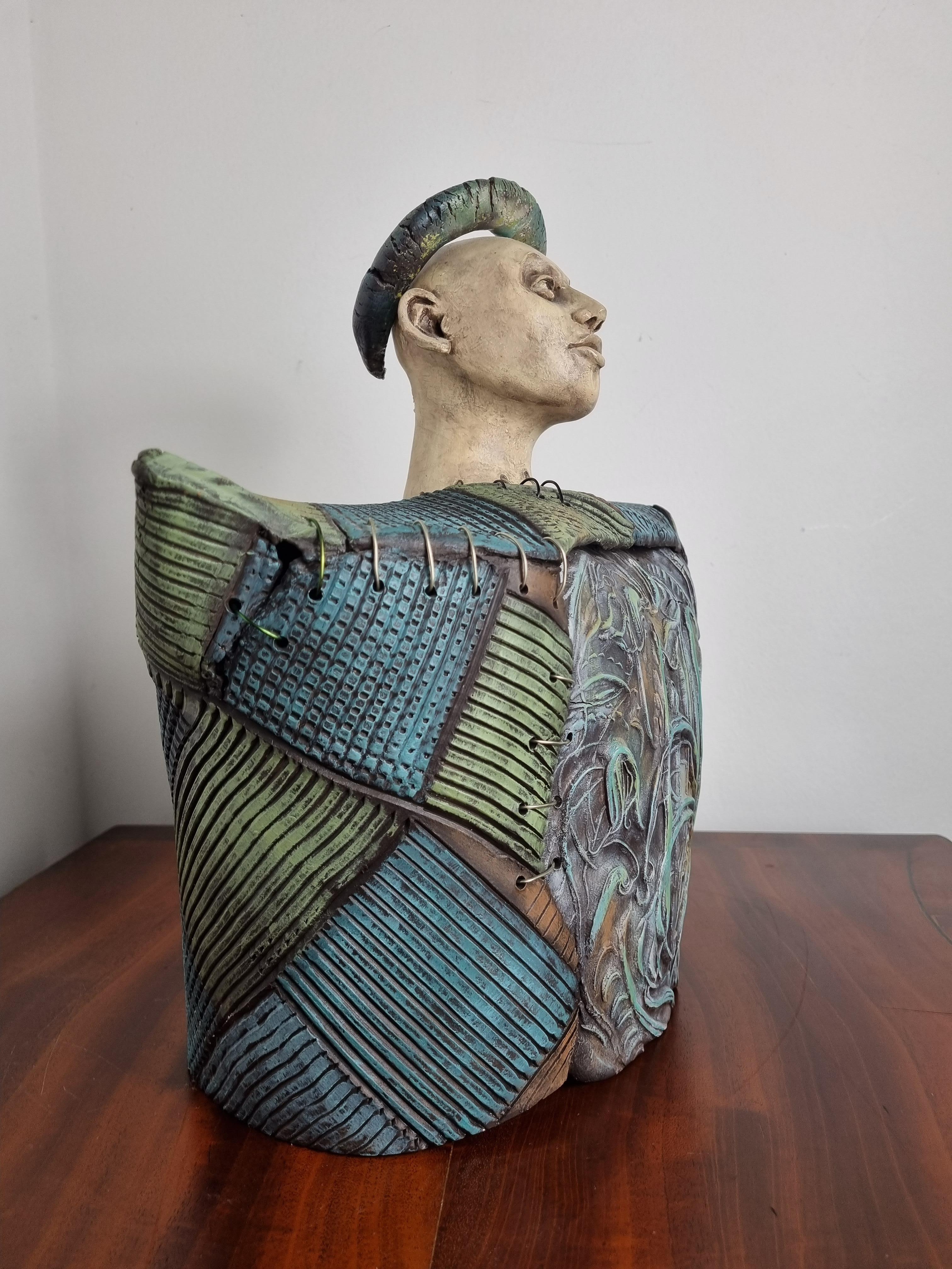Sculpture surréaliste de LuAnne Tackett Simpson du 20ème siècle en vente 11